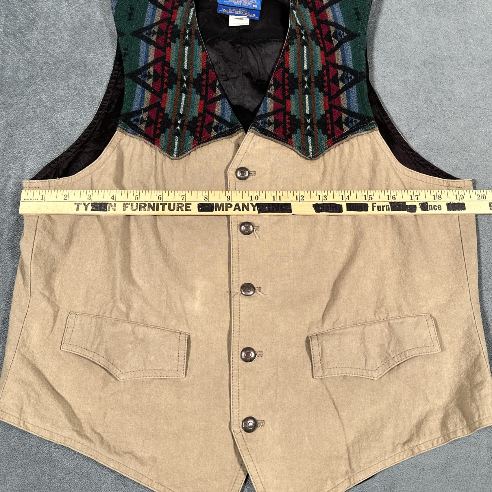 Pendleton VINTAGE Pendleton Vest Mens M Tan Western Aztec Concho Buttons 90s Geometric Southwestern 90s Mens Size US M / EU 48-50 / 2 - 4 Thumbnail