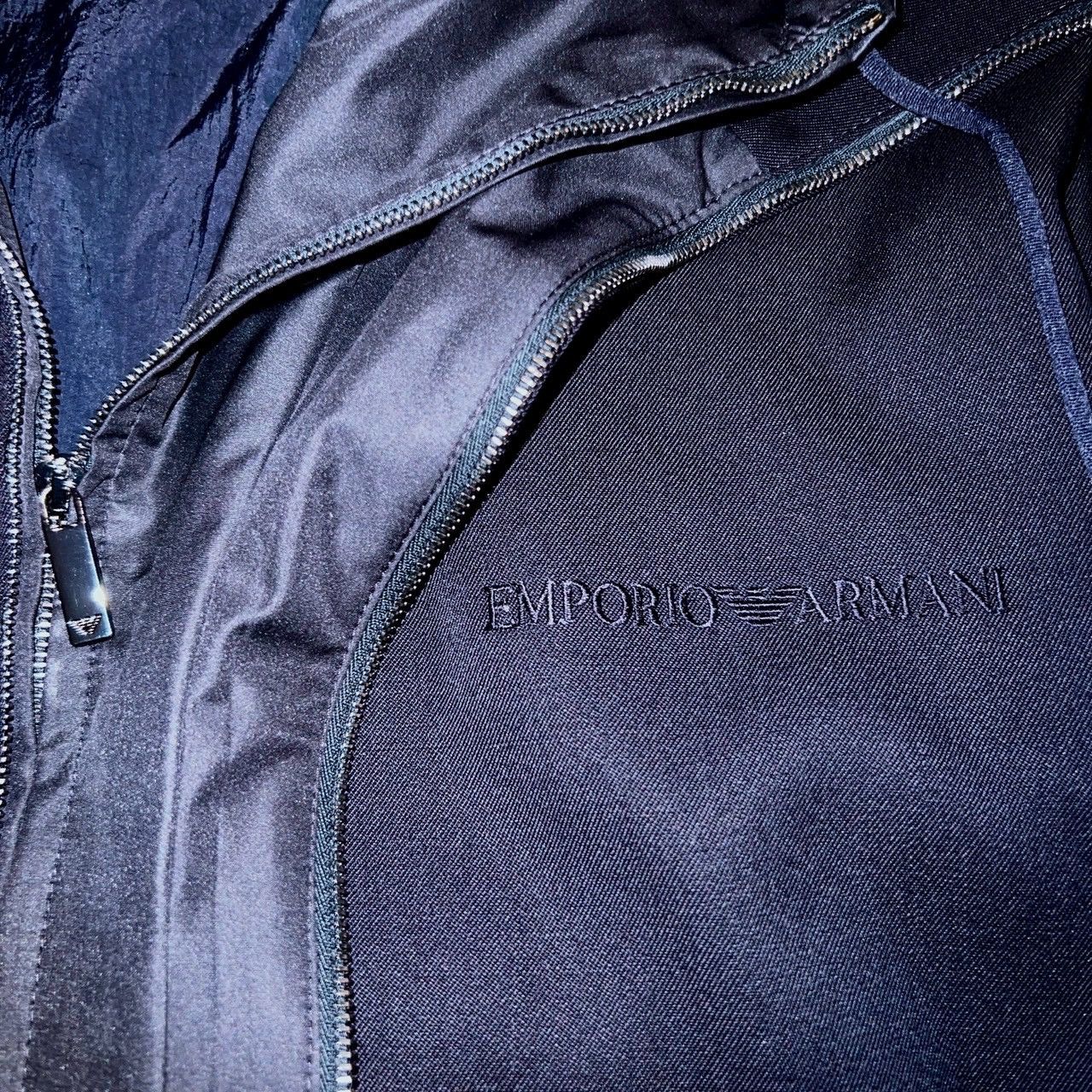 Emporio Armani $1500 EMPORIO ARMANI 100% Virgin wool 100% wind jacket Size US L / EU 52-54 / 3 - 4 Thumbnail