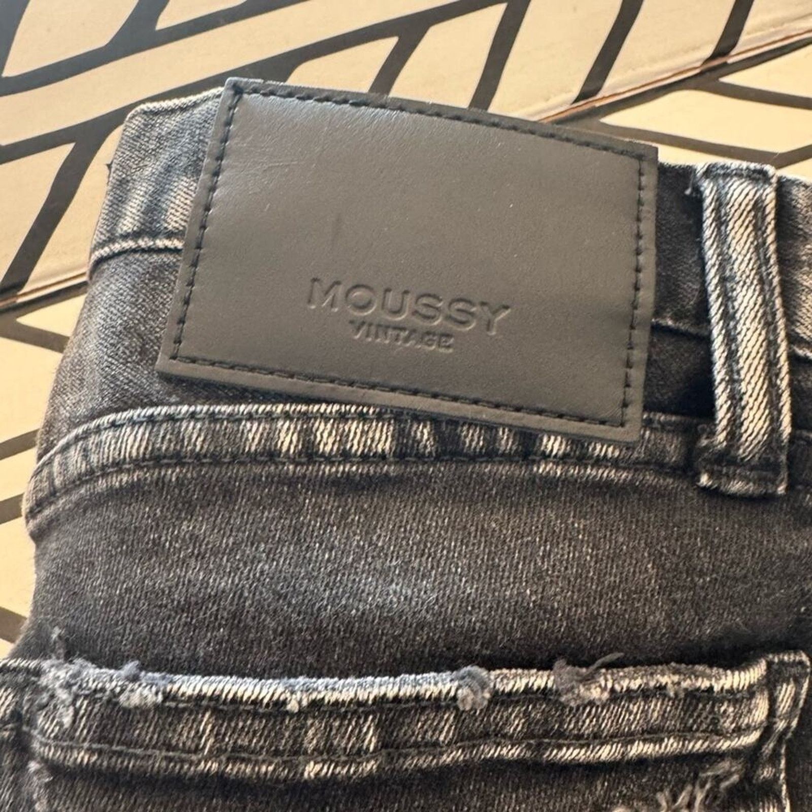 MOUSSY Moussy Vintage Lenwood Skinny in Distressed Black size 23 Size 23" - 3 Thumbnail