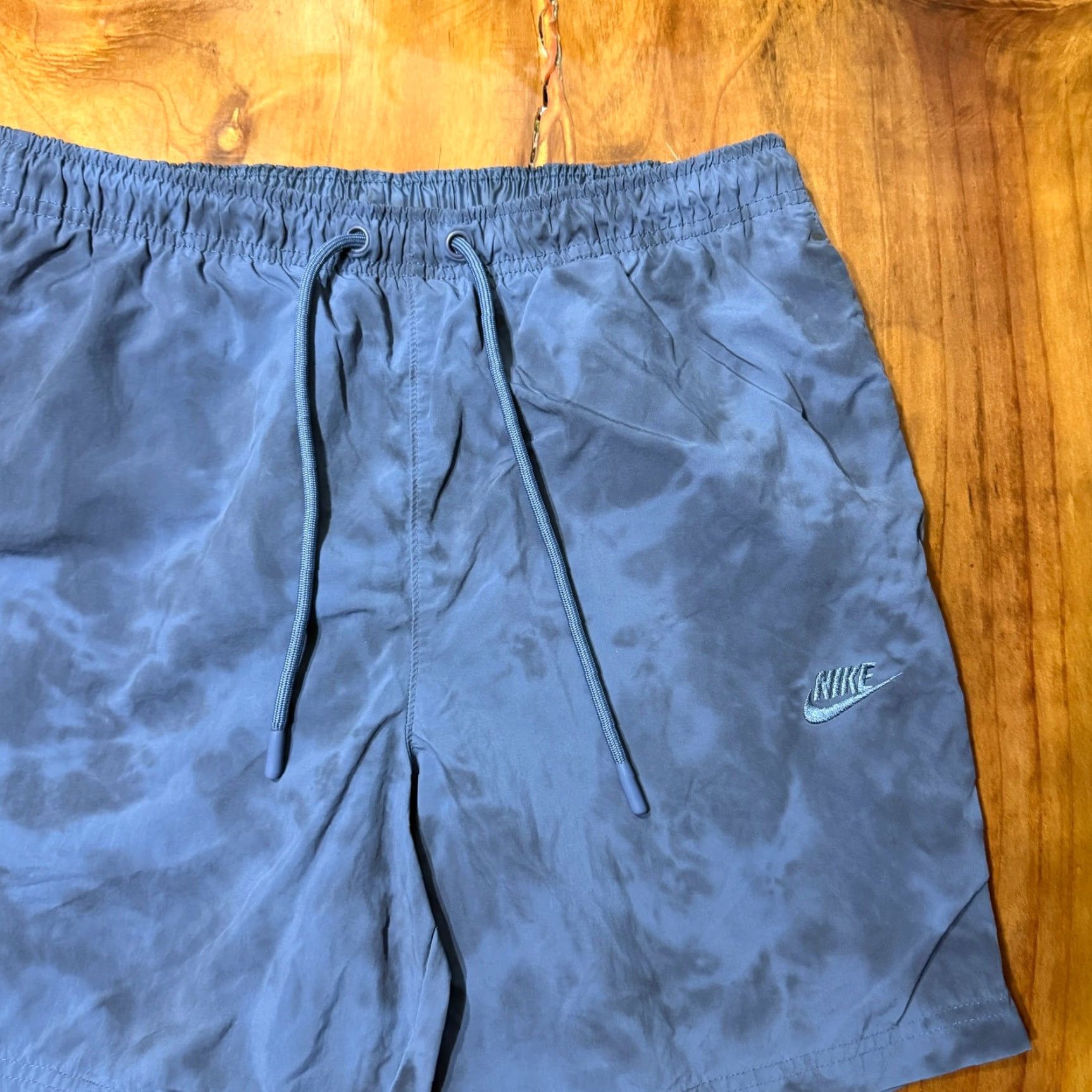 Nike Nike Tech Pack Shorts Mens S DX0249 Nylon Drawstring Bermuda Lightweight Outdoor Geometric Logo Blue 29in Waist 6in Inseam Casual Mens Size US 29 - 2 Thumbnail