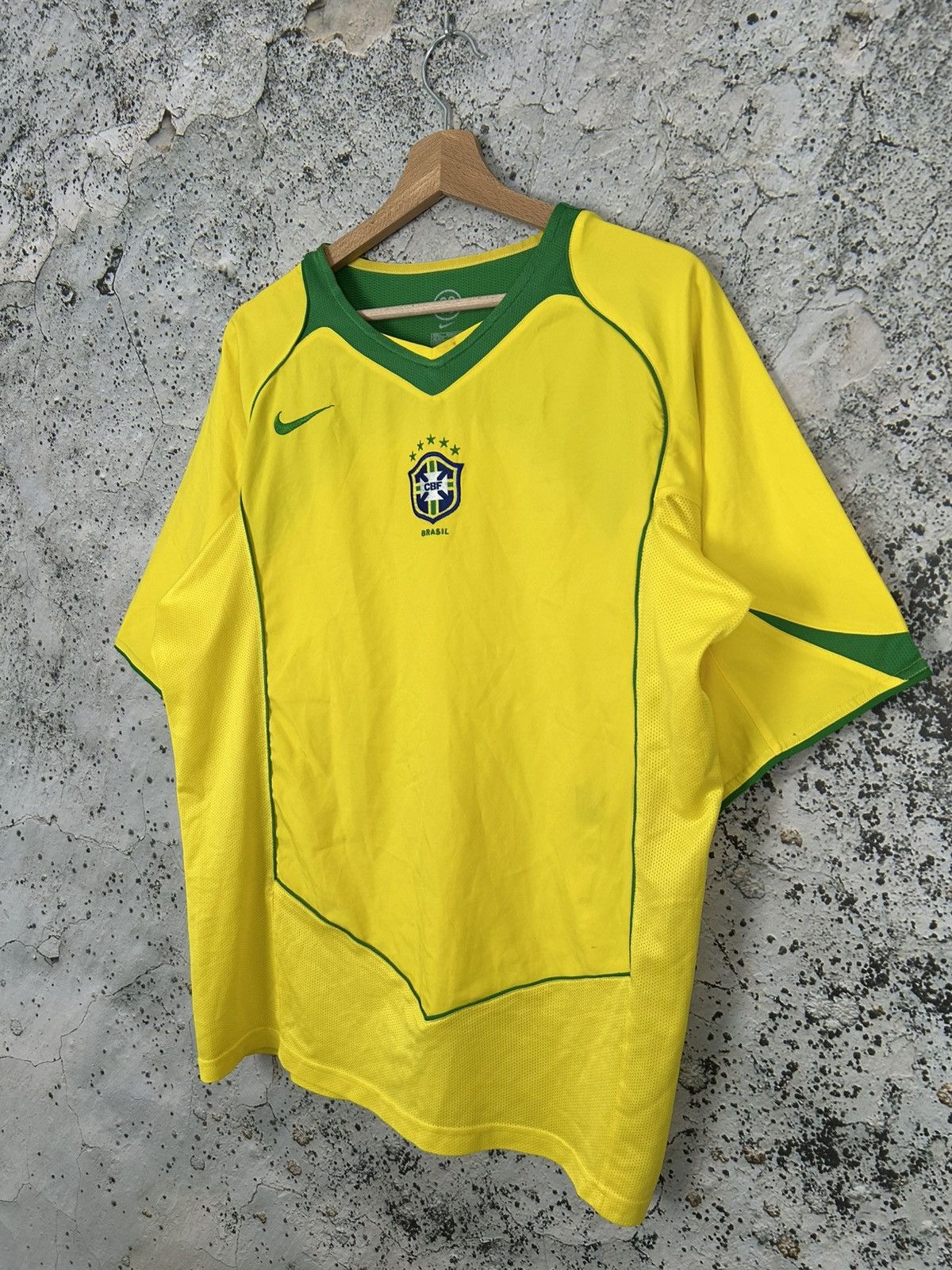 Nike Vintage Nike Brazil Soccer Jersey Football Sportswear Size US L / EU 52-54 / 3 - 2 Thumbnail