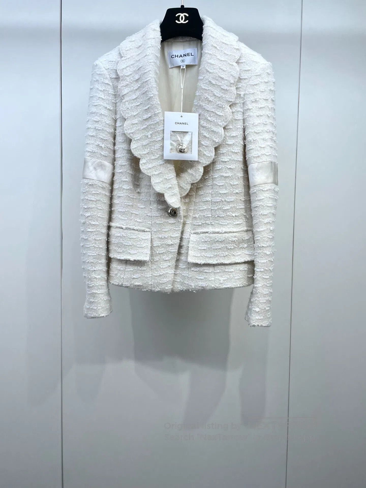 Chanel Chanel Equestrian Cream Ruffled Jacket. Size S / US 4 / IT 40 - 1 Thumbnail