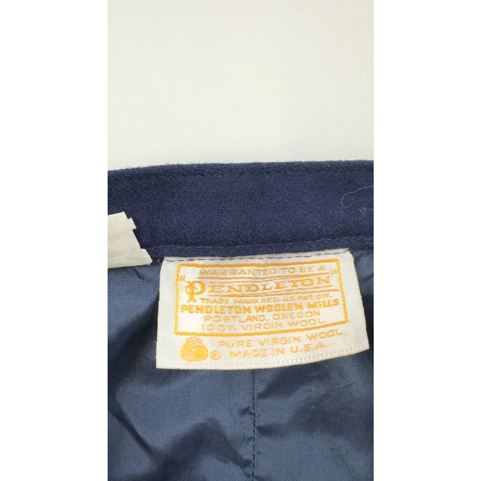 Pendleton VINTAGE Pendleton Skirt Women’s 2 Navy Blue Wool Pencil Made In USA Women's Knee Length Lined Pockets 16 (tagged 16) Size 2 Size 26" / US 2 / IT 38 - 5 Thumbnail