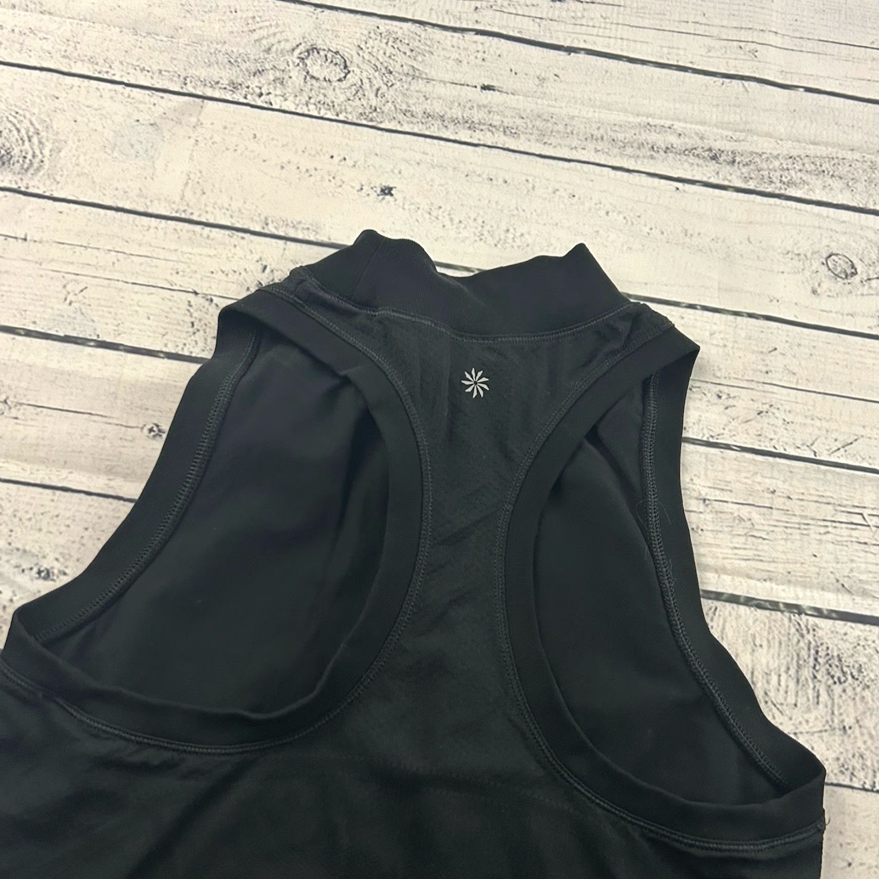 Athleta Athleta Women's Tank Top Cropped Mock Neck Athletic Momentum Seamless Black M Size M / US 6-8 / IT 42-44 - 4 Thumbnail