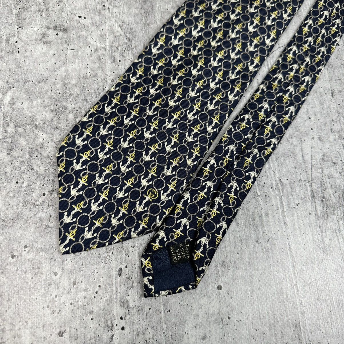 Vintage Vintage Gucci Tie Monogram Sea Anchor Silk Made In Italy Size ONE SIZE - 4 Thumbnail