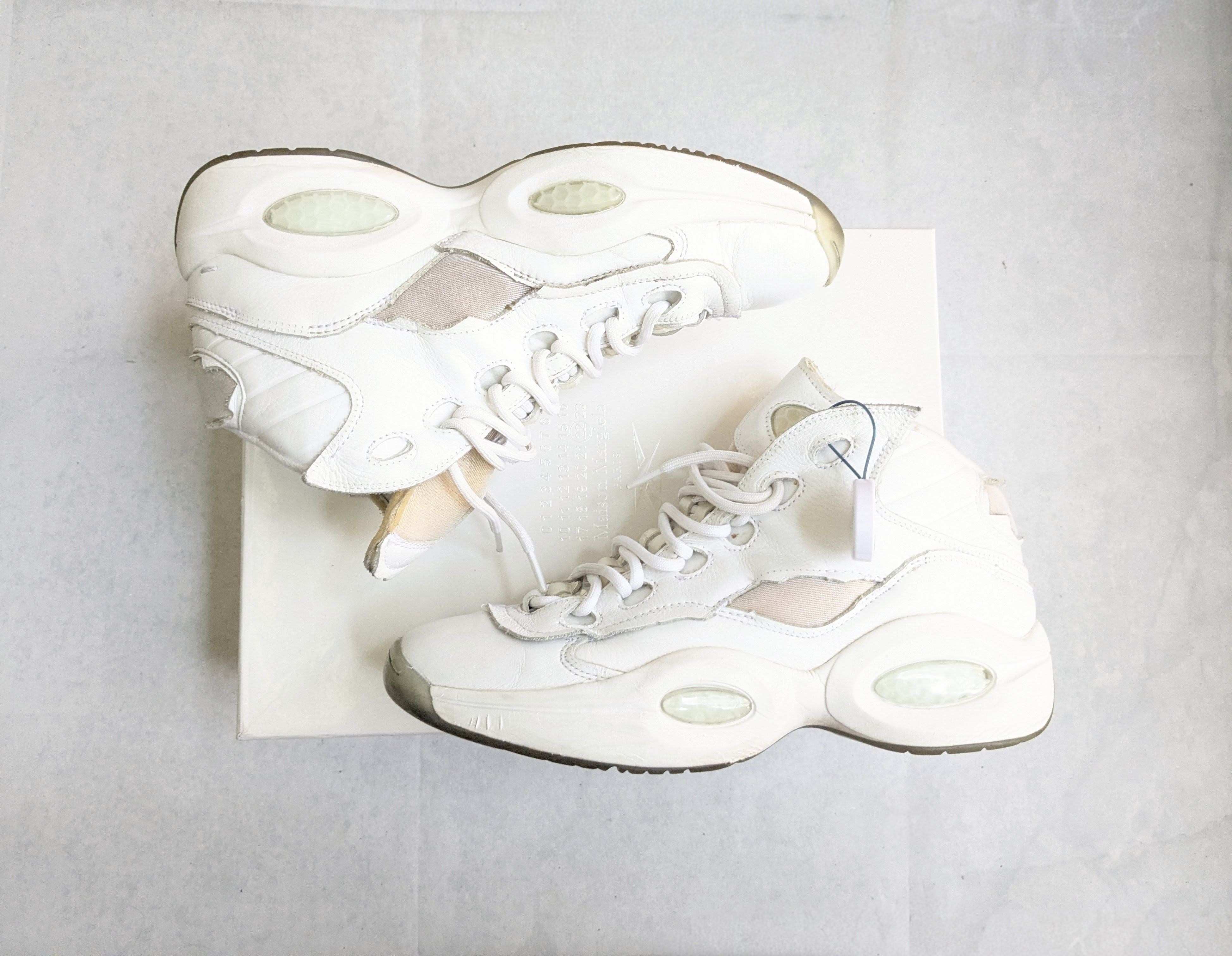 Maison Margiela Maison Margiela Reebok Question White 11 Hi Leather Size US 11 / EU 44 - 1 Thumbnail