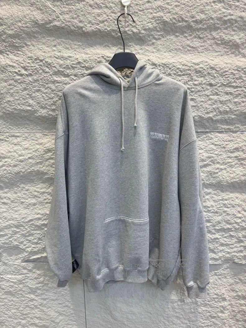 Vetements Vetements Grey Hooded Reverse Pullover Sweatshirt Size US S / EU 44-46 / 1 - 1 Thumbnail