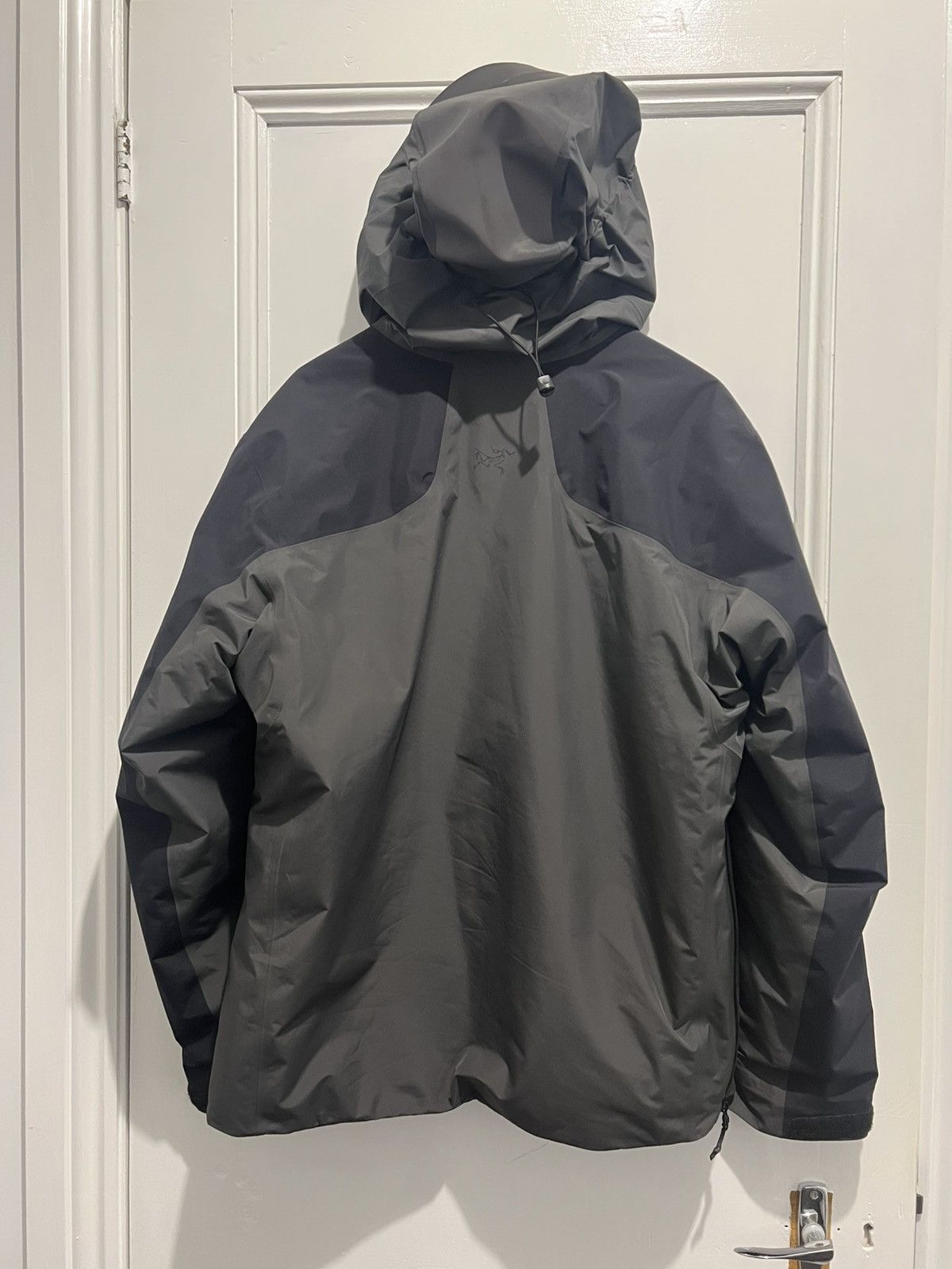 Arc'teryx Arc'teryx Axis Insulated System A Anorak | Grailed