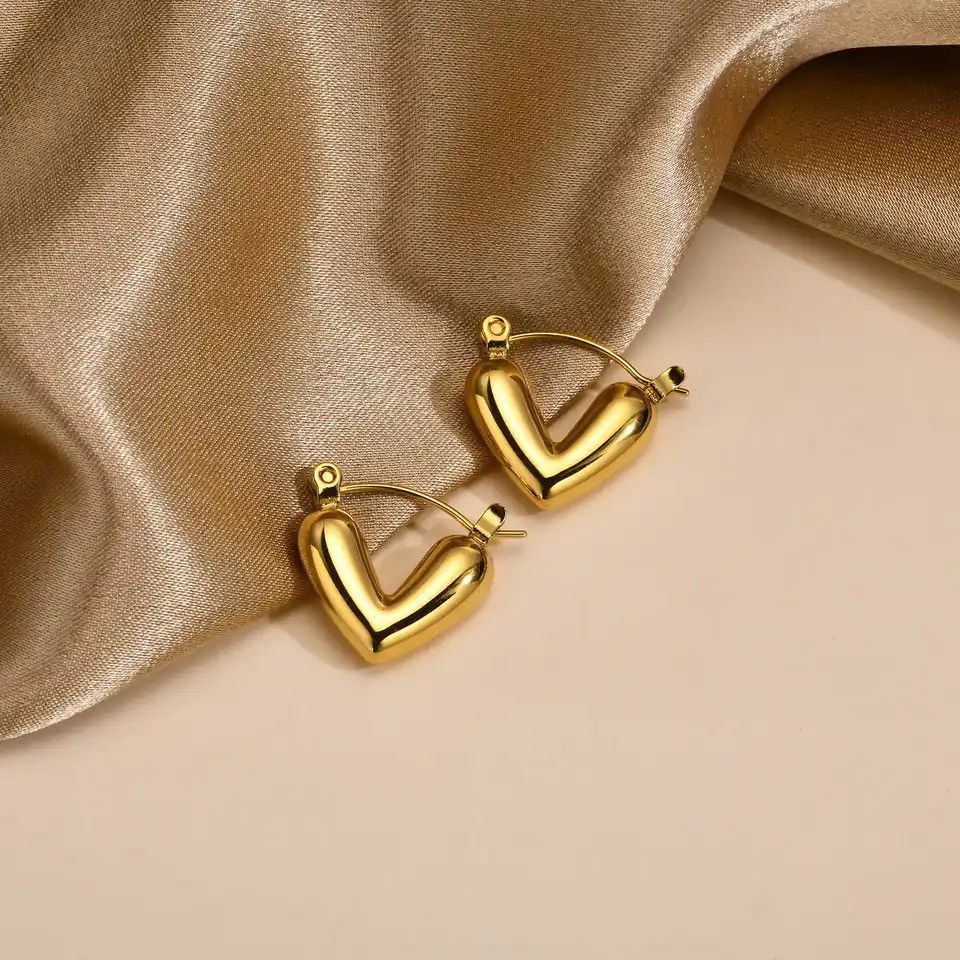 Other Trendy Heart Love Earrings Size ONE SIZE - 1 Thumbnail
