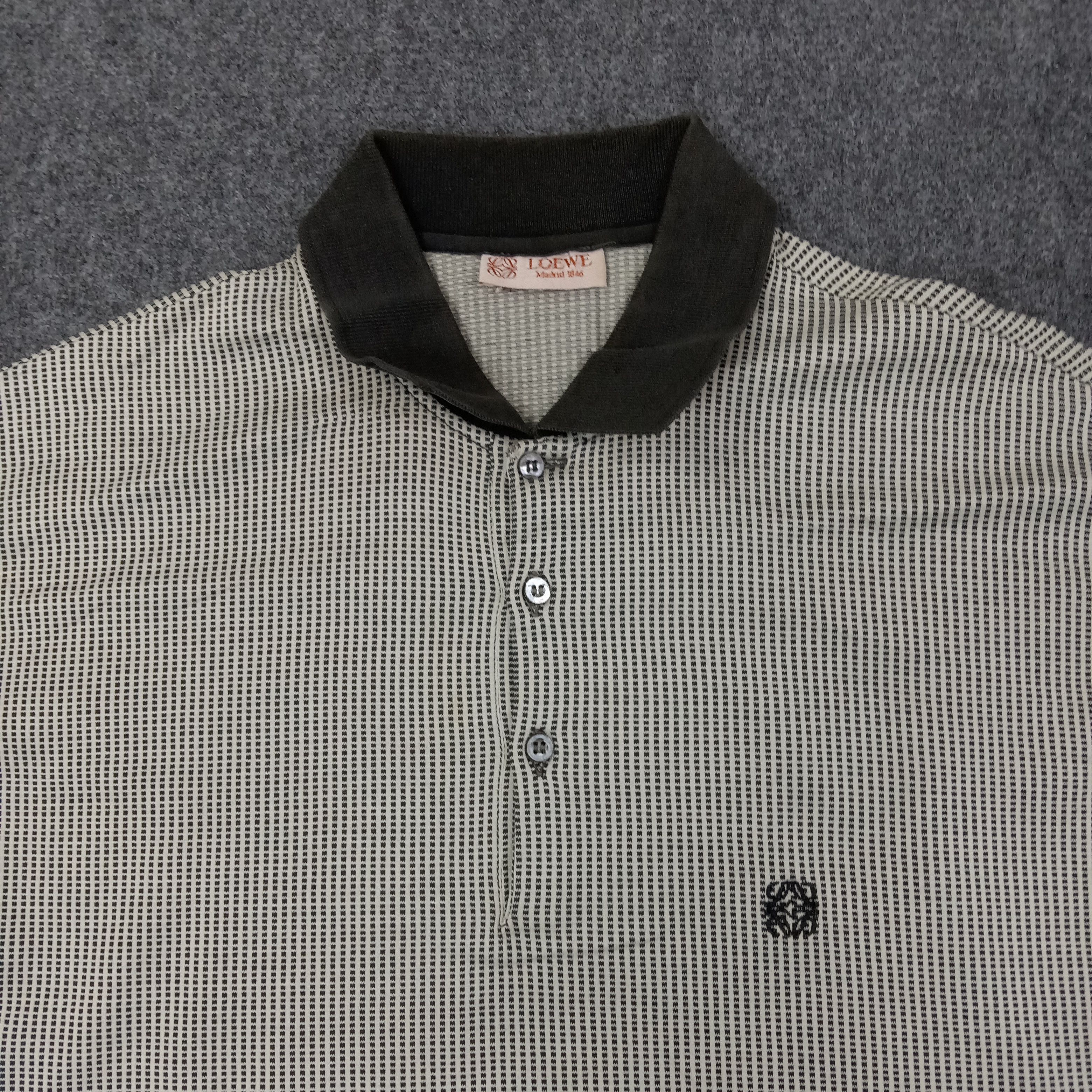 Loewe Loewe Italian Brand Polos C239N20 Size US L / EU 52-54 / 3 - 2 Thumbnail