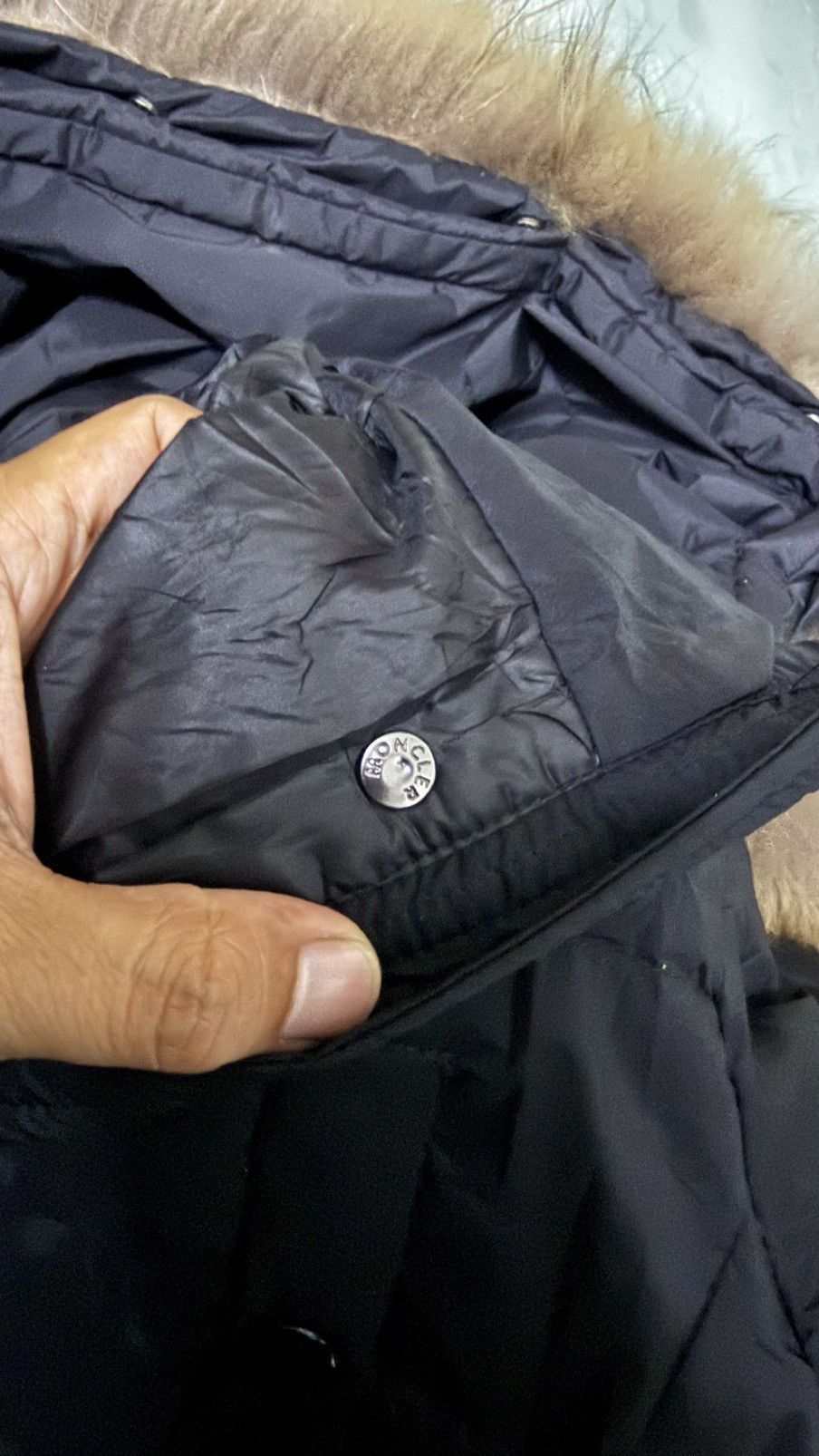 Moncler Moncler Goose Down Jacket Fur Size S / US 4 / IT 40 - 9 Thumbnail