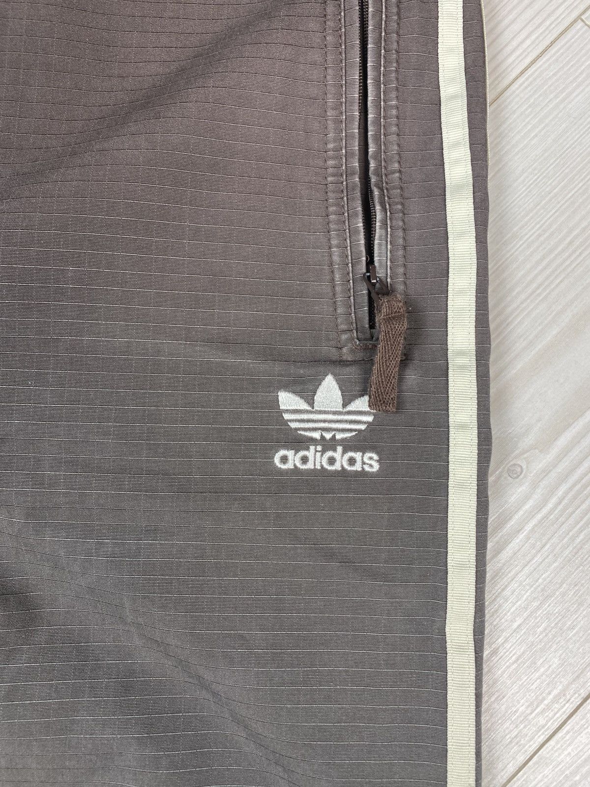 Vintage Vintage Adidas baggy pants three stripes y2k Size US 36 / EU 52 - 7 Thumbnail
