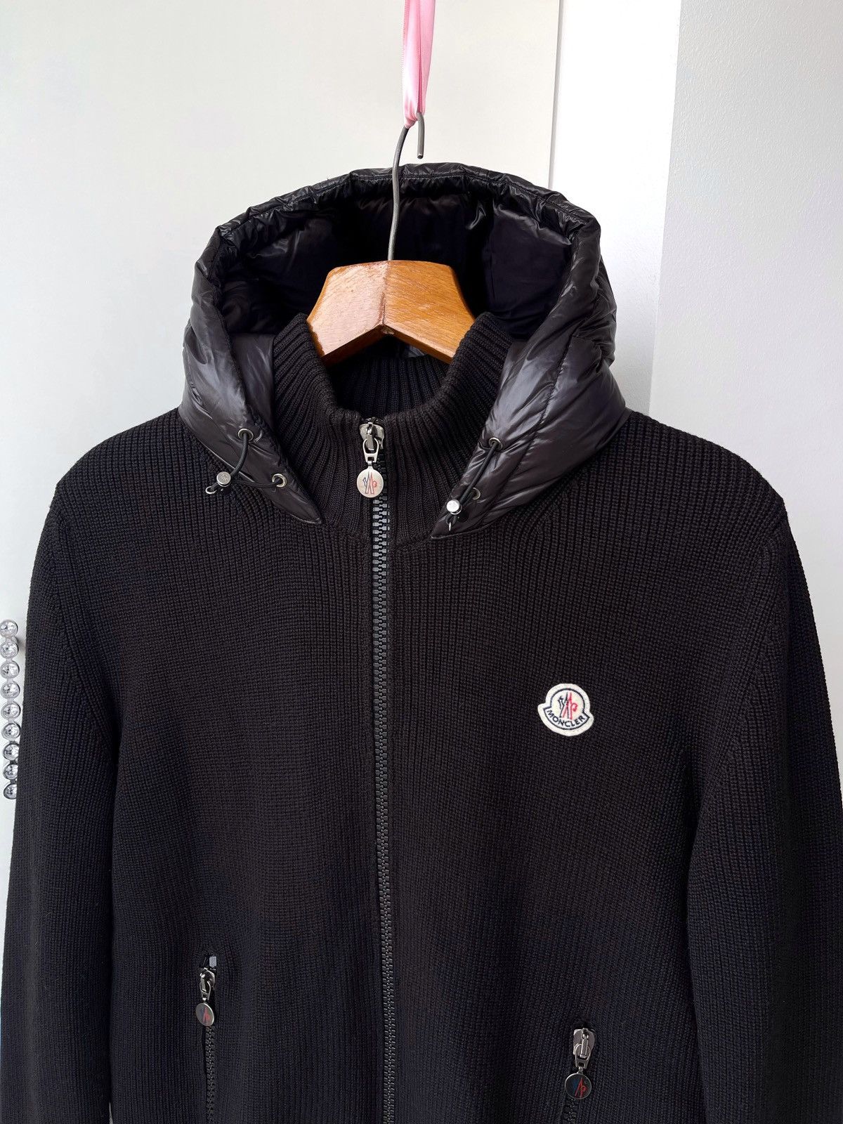 MONCLER L MAGLIONE カーディガン ブラック リアルファー MONCLER L MAGLIONE カーディガン ブラック リアルファー - メルカリ