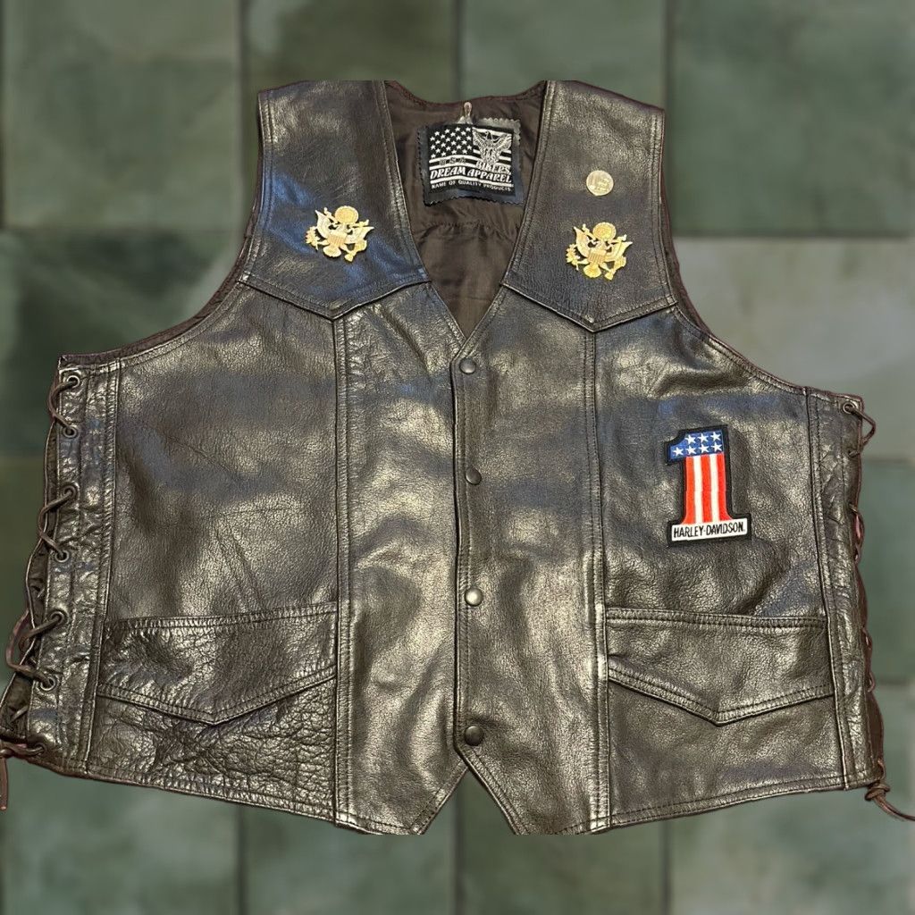 Vintage USA Bikers Dream Apparel Leather Vest Black Sz 56 Harley Davidson Patches Vintage DREAM Men Vest Size 56 Leather Black Pockets Size US XL / EU 56 / 4 - 1 Thumbnail