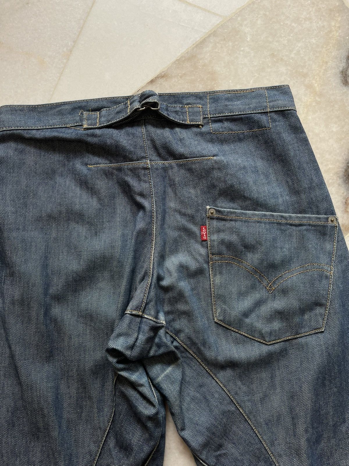 Levi's Vintage Levis Engineered Buckle Back Jeans Size US 30 / EU 46 - 10 Thumbnail