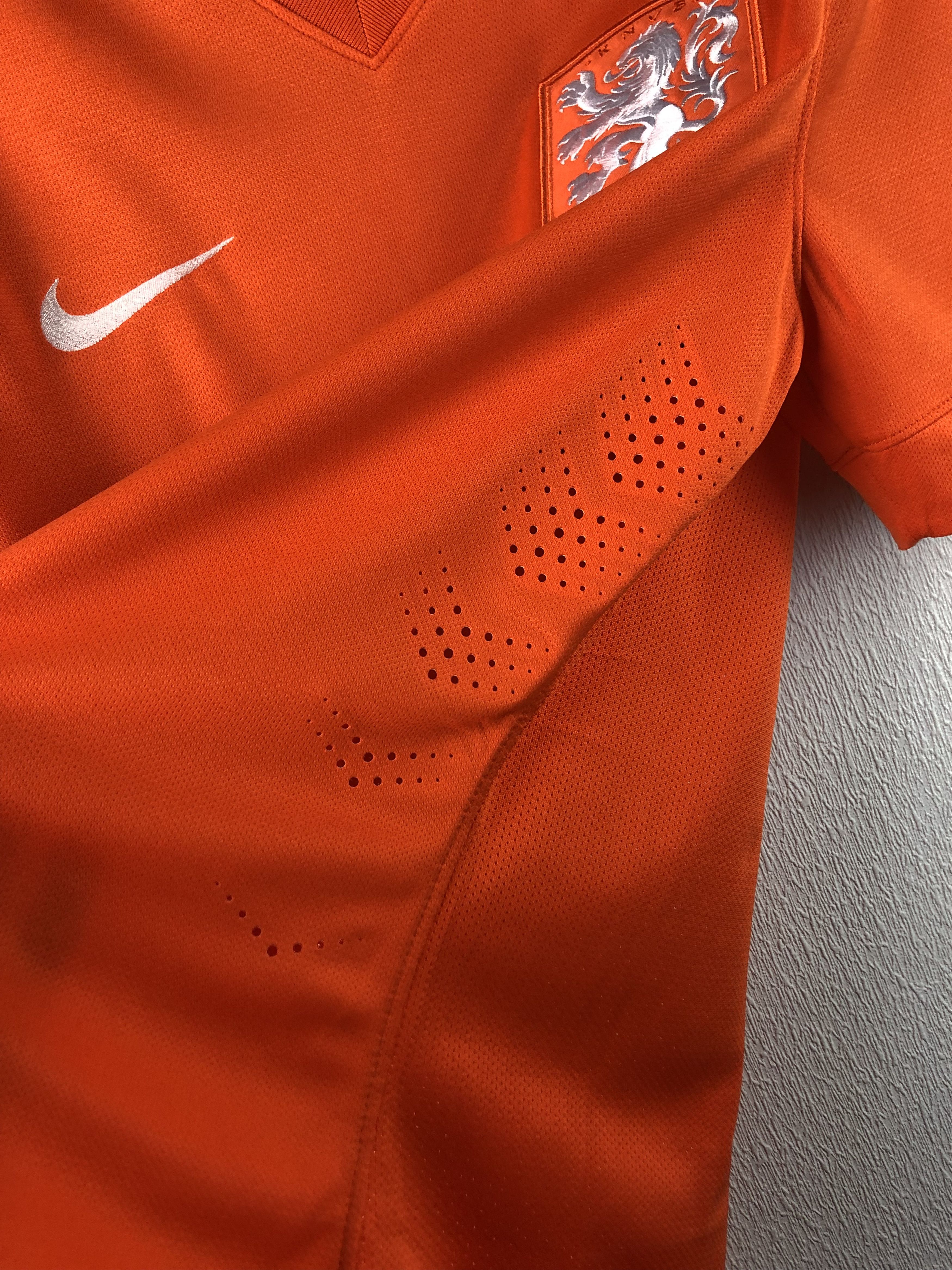 Nike Netherlands Holland shirt 2014 Soccer Player Issue Jersey Size US M / EU 48-50 / 2 - 9 Thumbnail