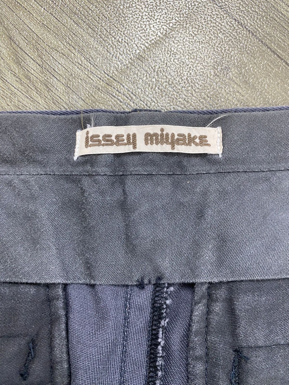Issey Miyake 1990s Vintage Issey Miyake Men Trousers Pants Size US 31 - 9 Thumbnail