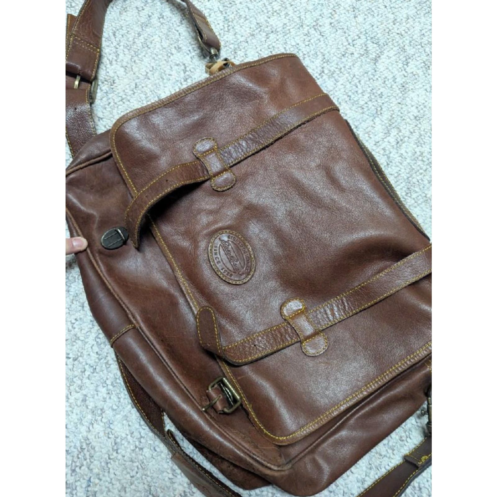 Eddie Bauer VINTAGE Eddie Bauer Messenger Bag COWHIDE Brown Leather LAPTOP Briefcase 16" Bag Medium Men Size ONE SIZE - 7 Thumbnail