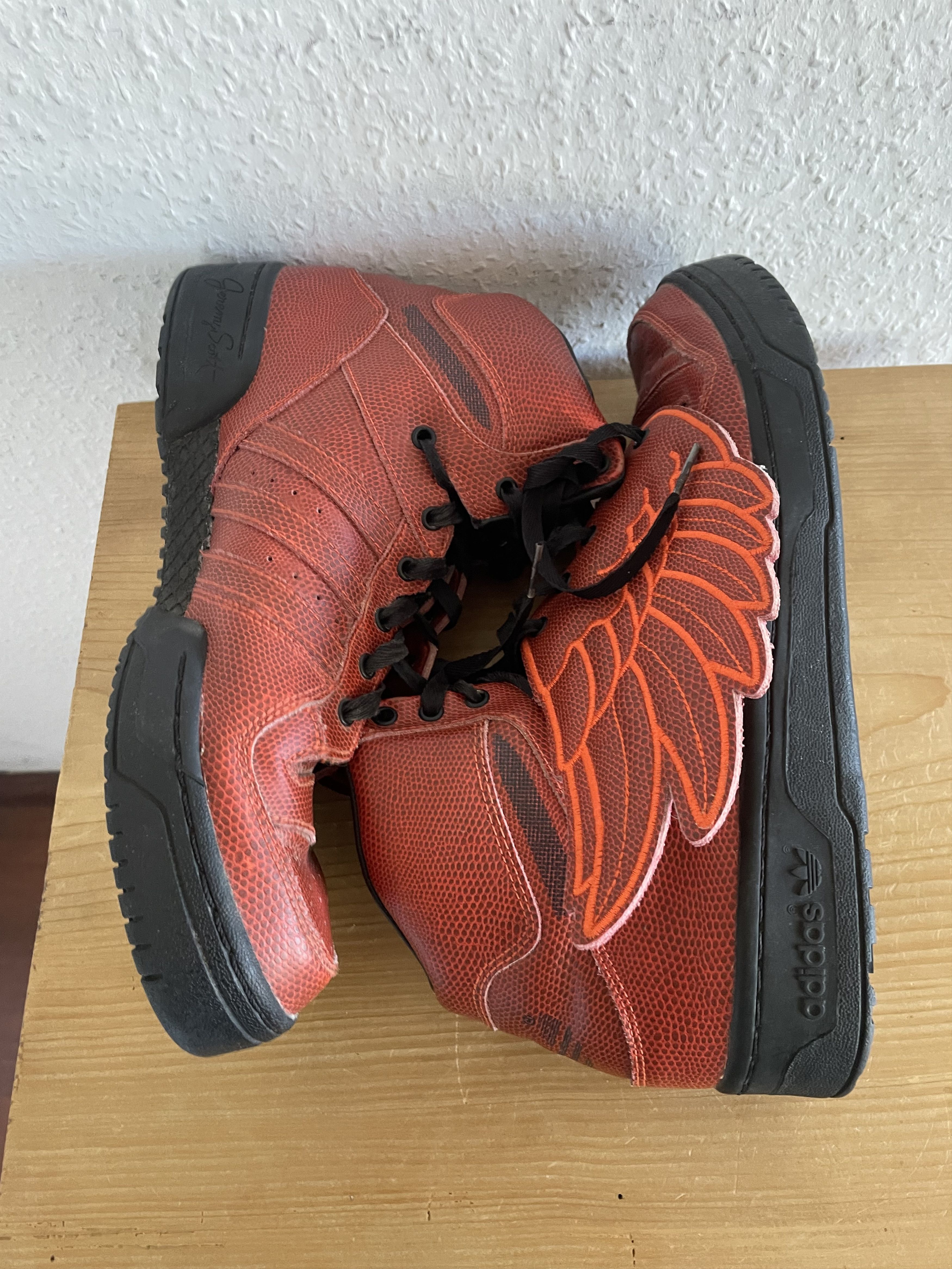 Adidas × Jeremy Scott JS Wings “B-Ball” High Top Sneakers Size US 11.5 / EU 44-45 - 18 Thumbnail