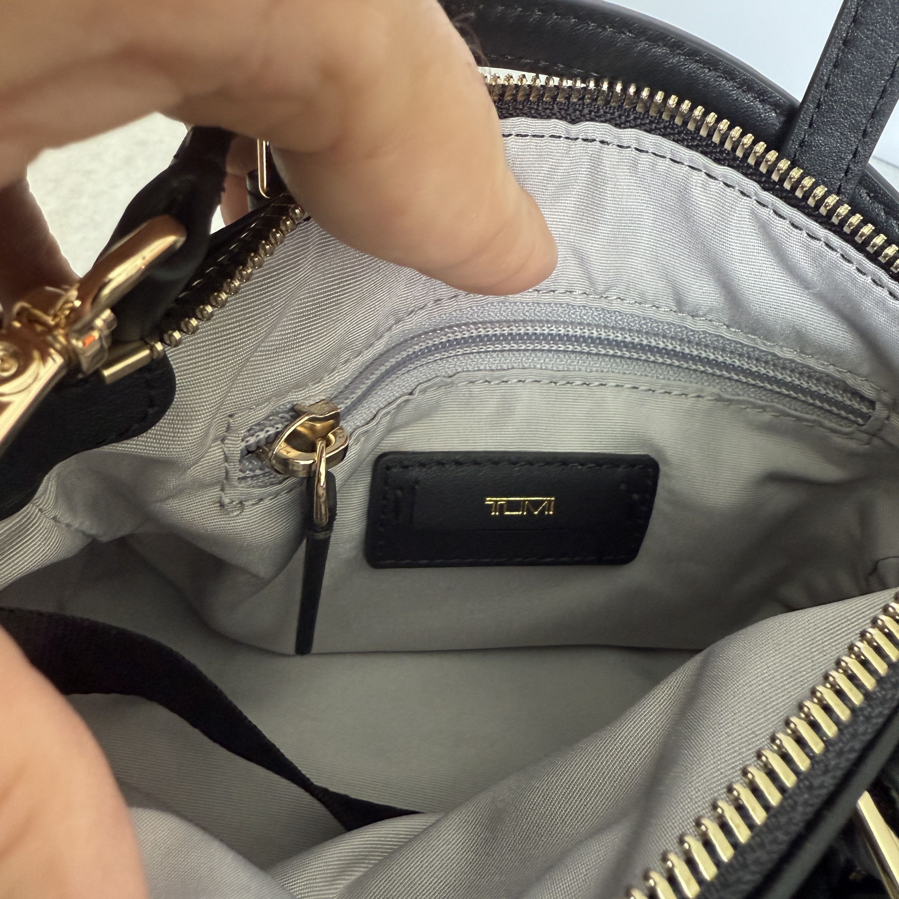 Tumi Tumi Voyageur Yuma Mini 100 Tote Bag - BLACK w/ GOLD Size ONE SIZE - 12 Thumbnail