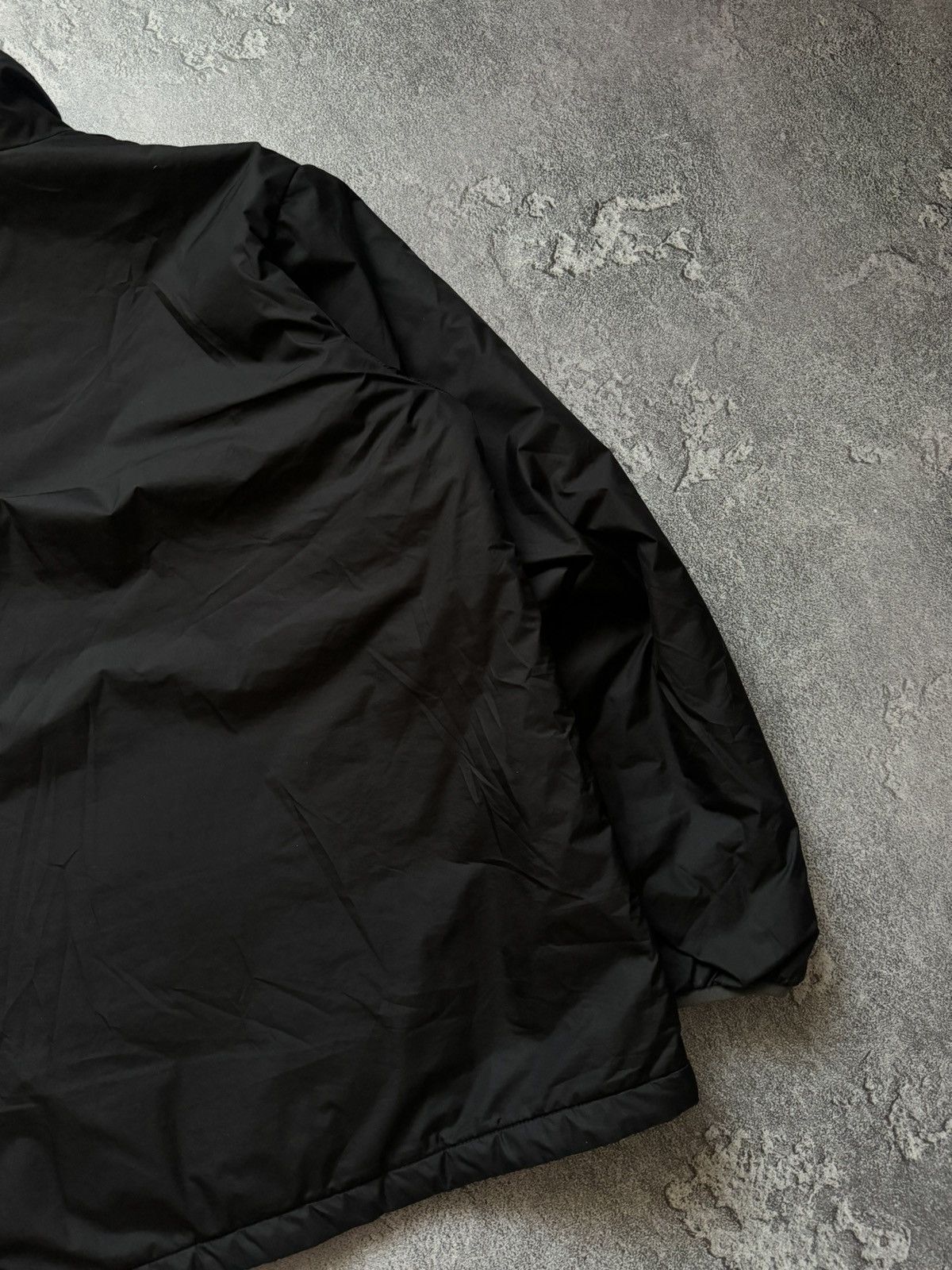 Helly Hansen Helly Hansen XL black zip jacket bomber primaloft lining Size US XL / EU 56 / 4 - 18 Thumbnail