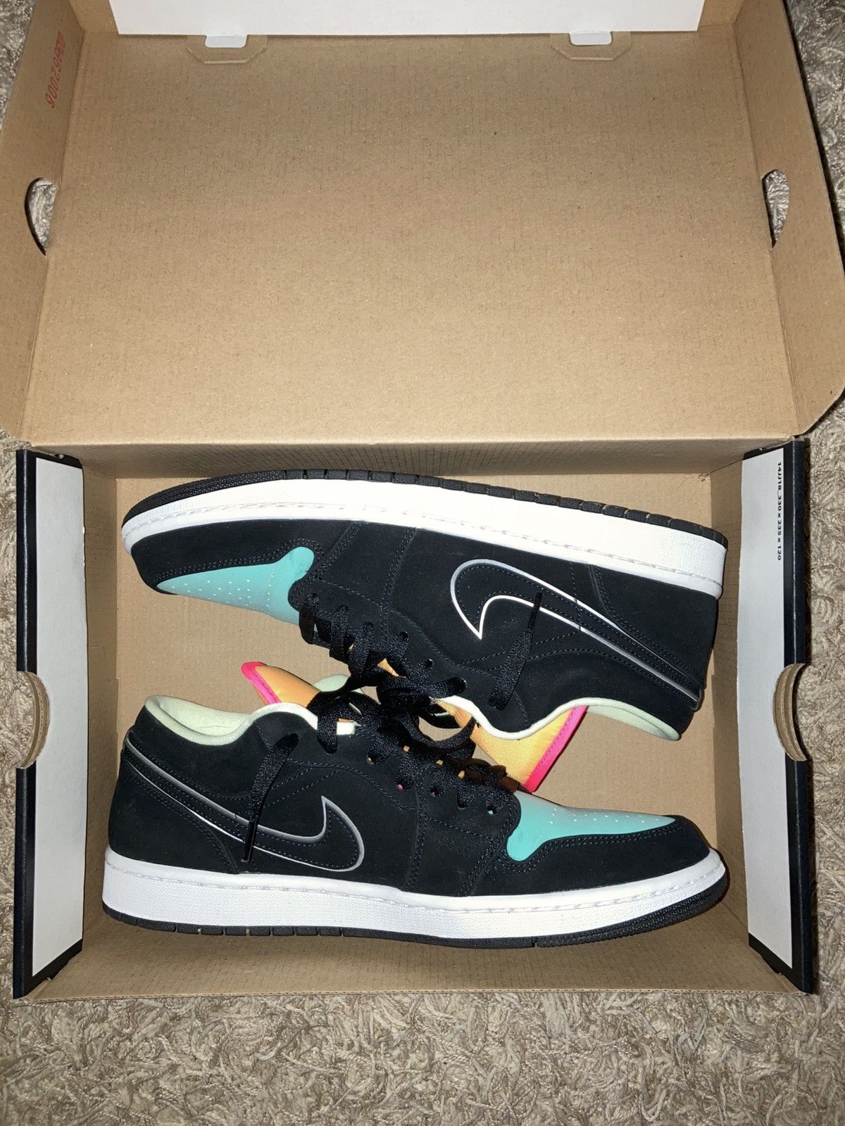 Jordan Brand Air jordan 1 low se Size US 11 / EU 44 - 7 Thumbnail