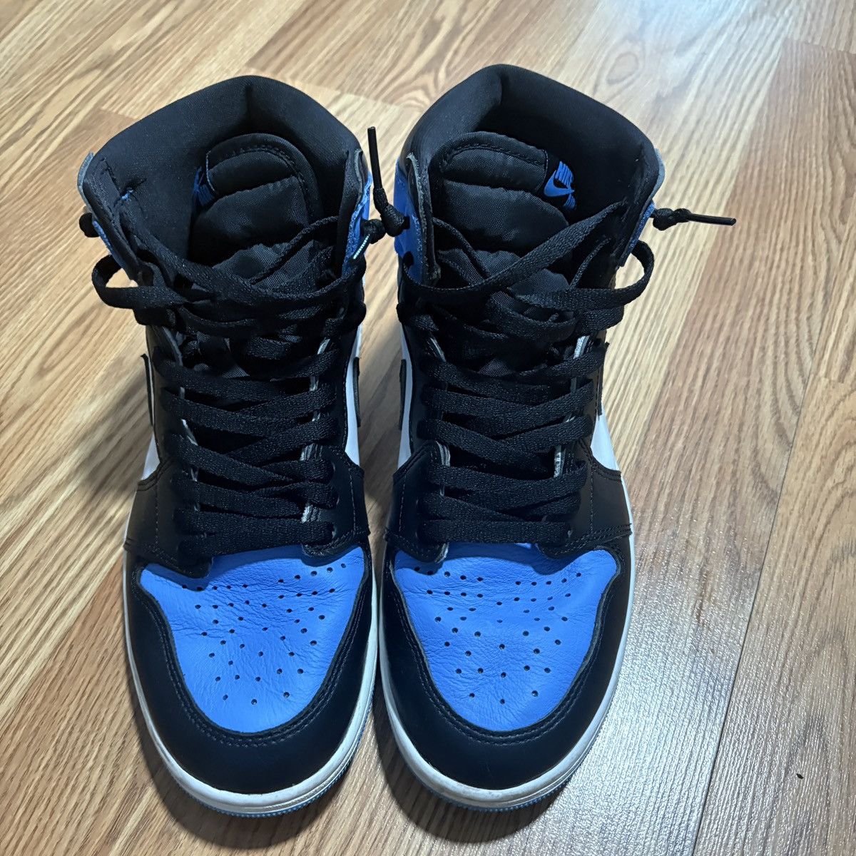Jordan Brand Jordan 1 Retro High OG UNC Toe Size US 10 / EU 43 - 1 Thumbnail
