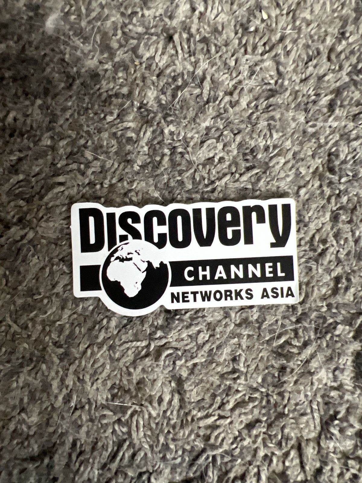 Hypebeast × Vintage Discovery Channel Networks Asia Sticker Size ONE SIZE - 1 Thumbnail
