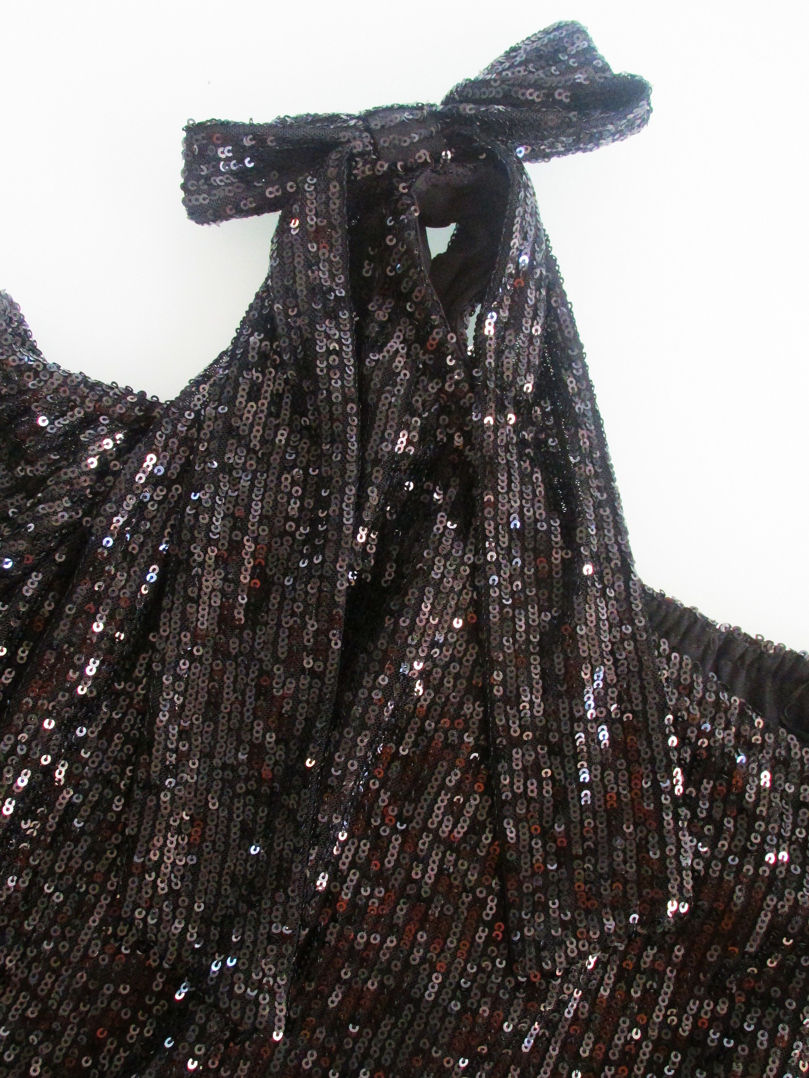 Other CeCe (NWT) Women's One Shoulder Sequined Top Size Med Size M / US 6-8 / IT 42-44 - 3 Thumbnail