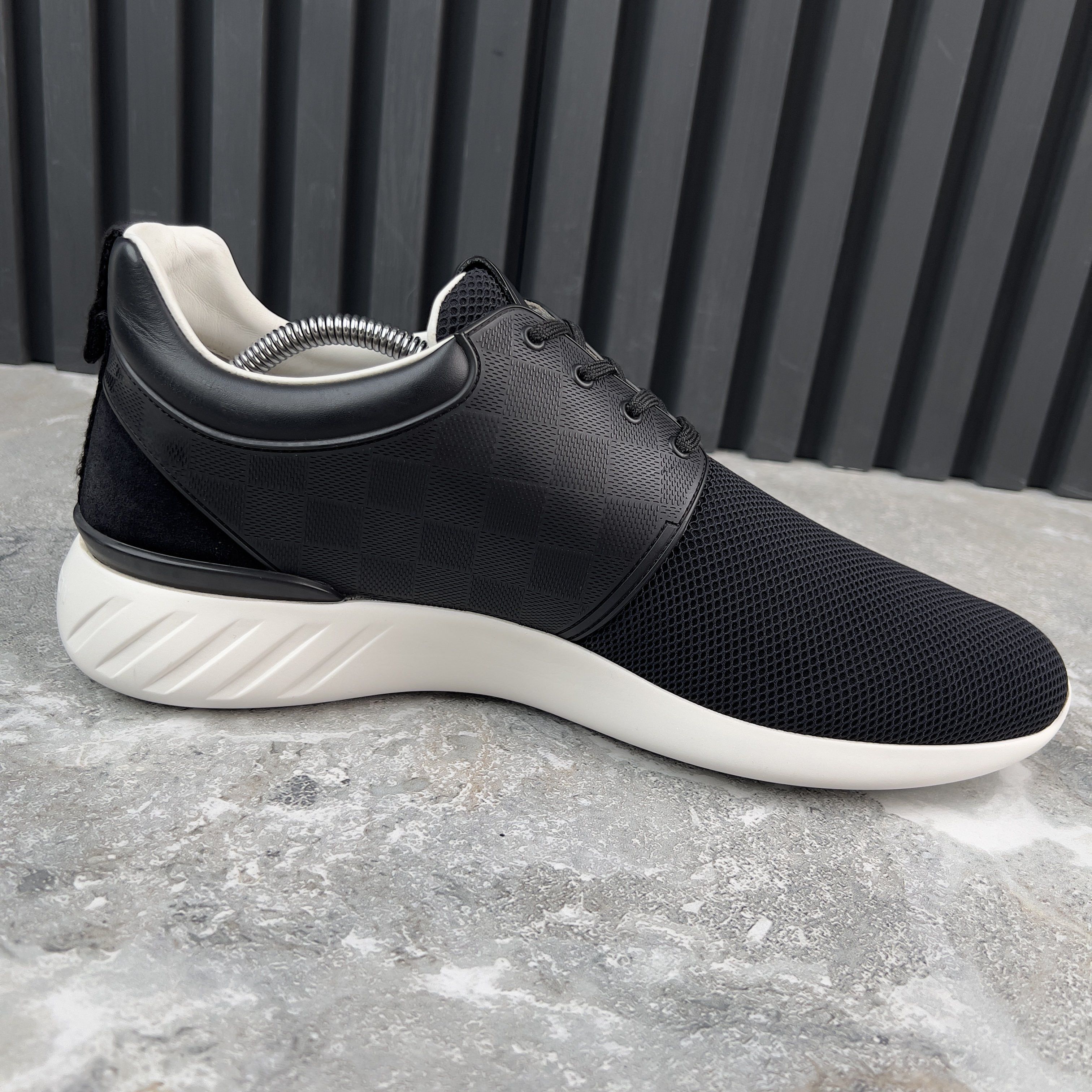 Louis Vuitton Fastlane Sneakers Damier Black Mesh Size US 11 / EU 44 - 6 Thumbnail