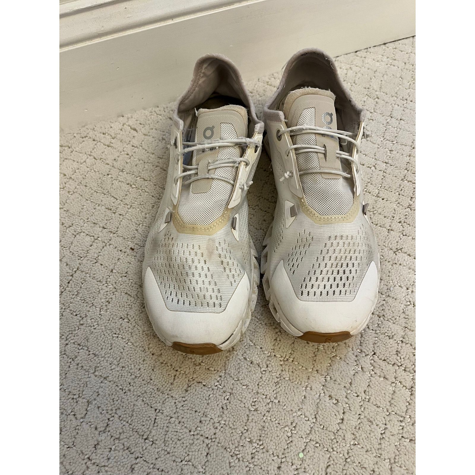 On On Cloud 5 Coast Men's Performance Running Sneaker Size US 8.5 / EU 41-42 - 3 Thumbnail