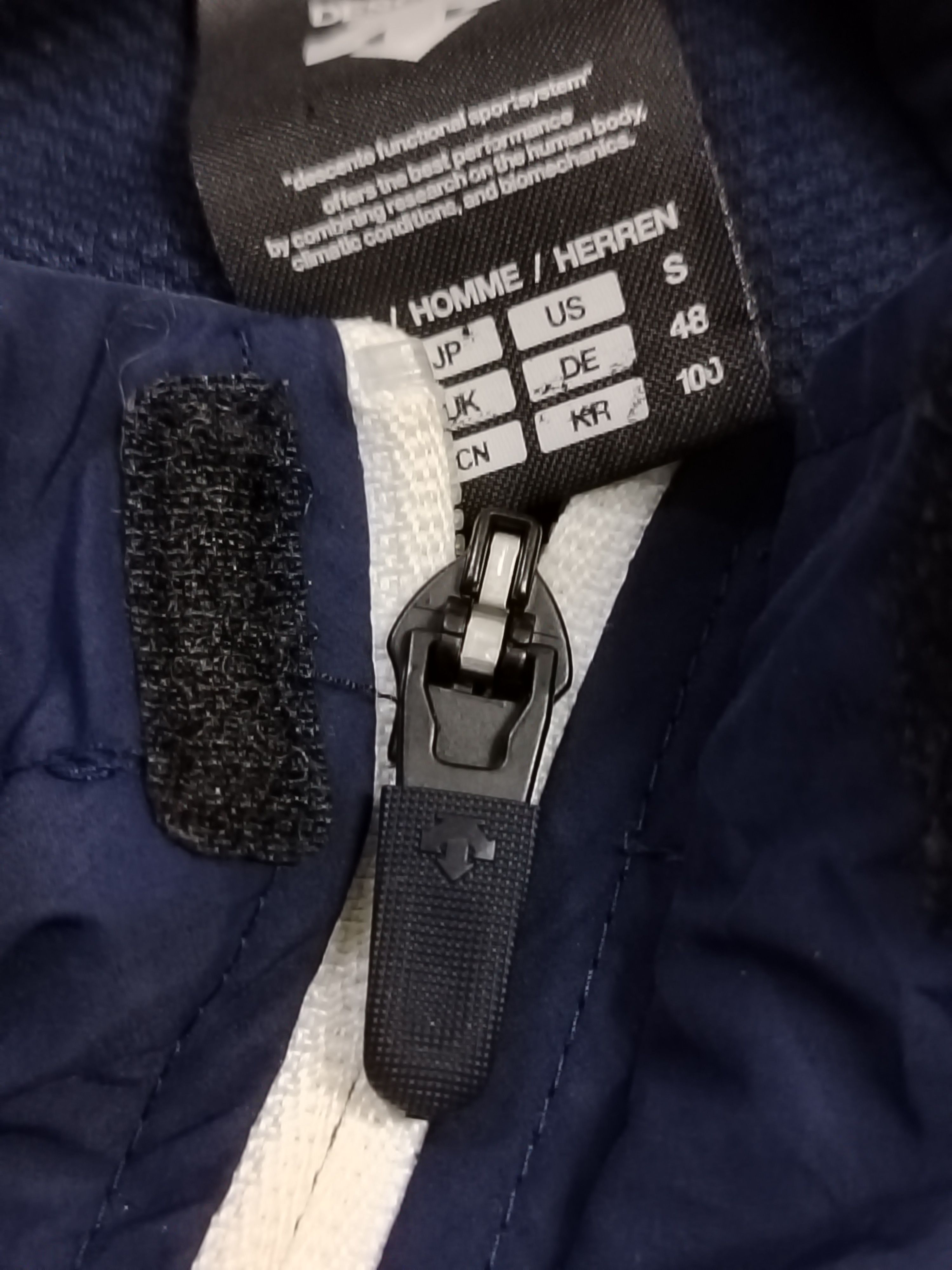 Descente Decente AAR hoodie in navy Size US S / EU 44-46 / 1 - 10 Thumbnail