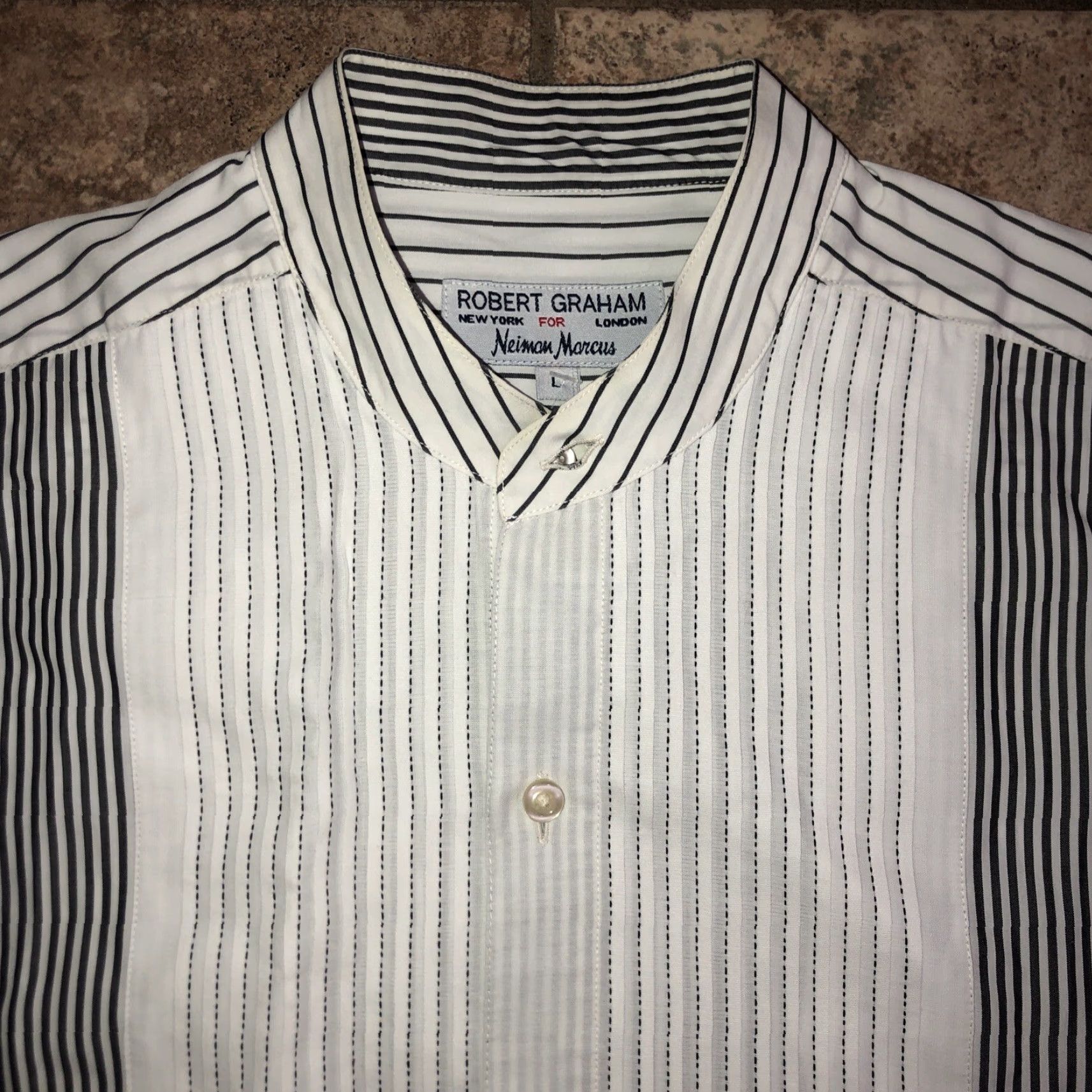 Robert Graham Robert Graham Shirt Mens L White Striped Dress Size 42R - 2 Thumbnail