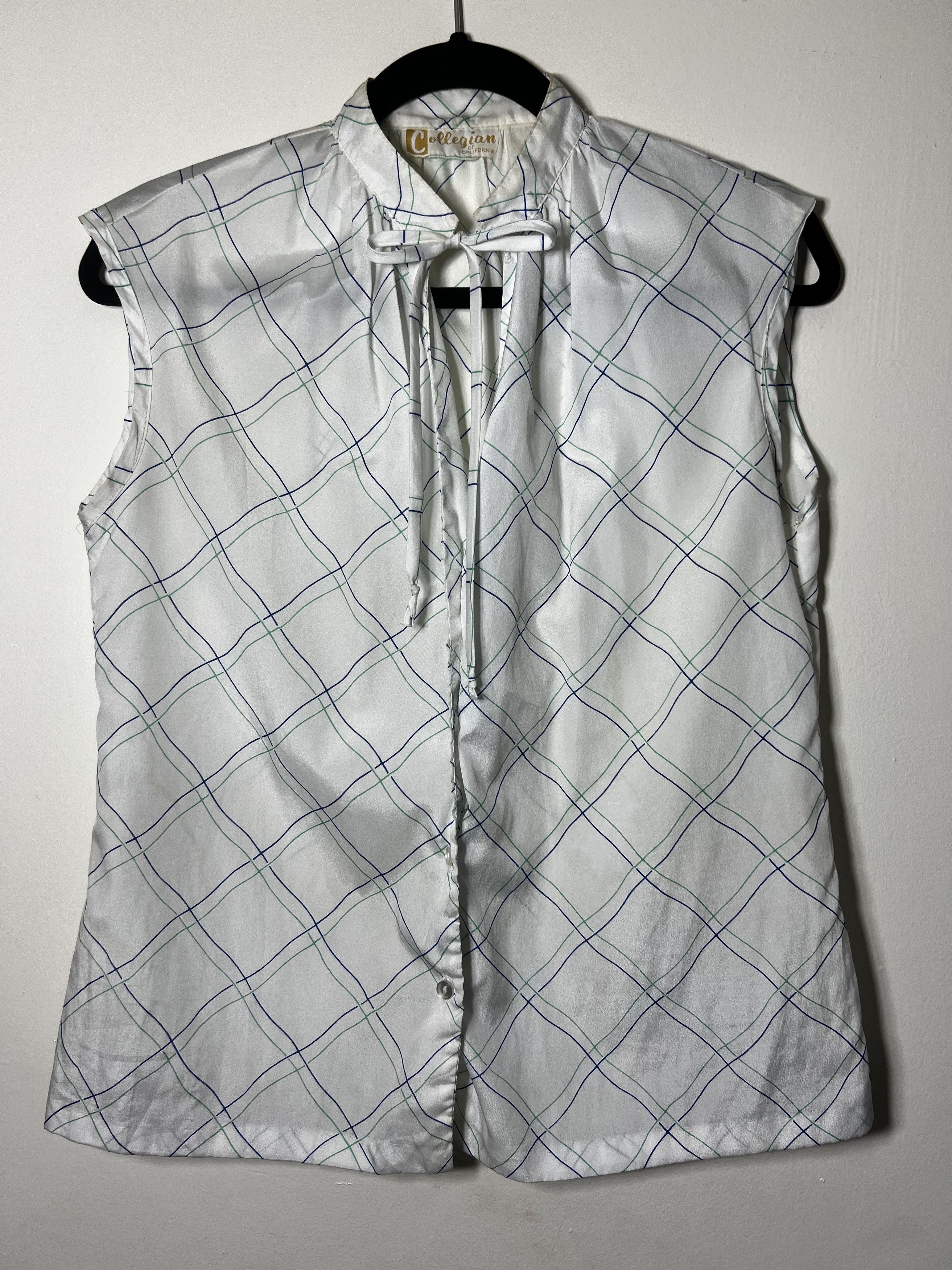 Vintage Vintage 1960's Collegian of California Tie Neck Blouse Size M / US 6-8 / IT 42-44 - 1 Thumbnail