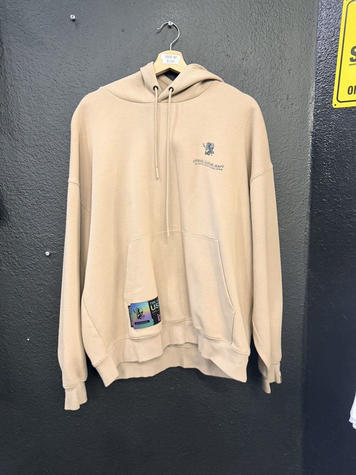Bape Ursus. Izzue. BAPE Hoodie Size US M / EU 48-50 / 2 - 1 Thumbnail
