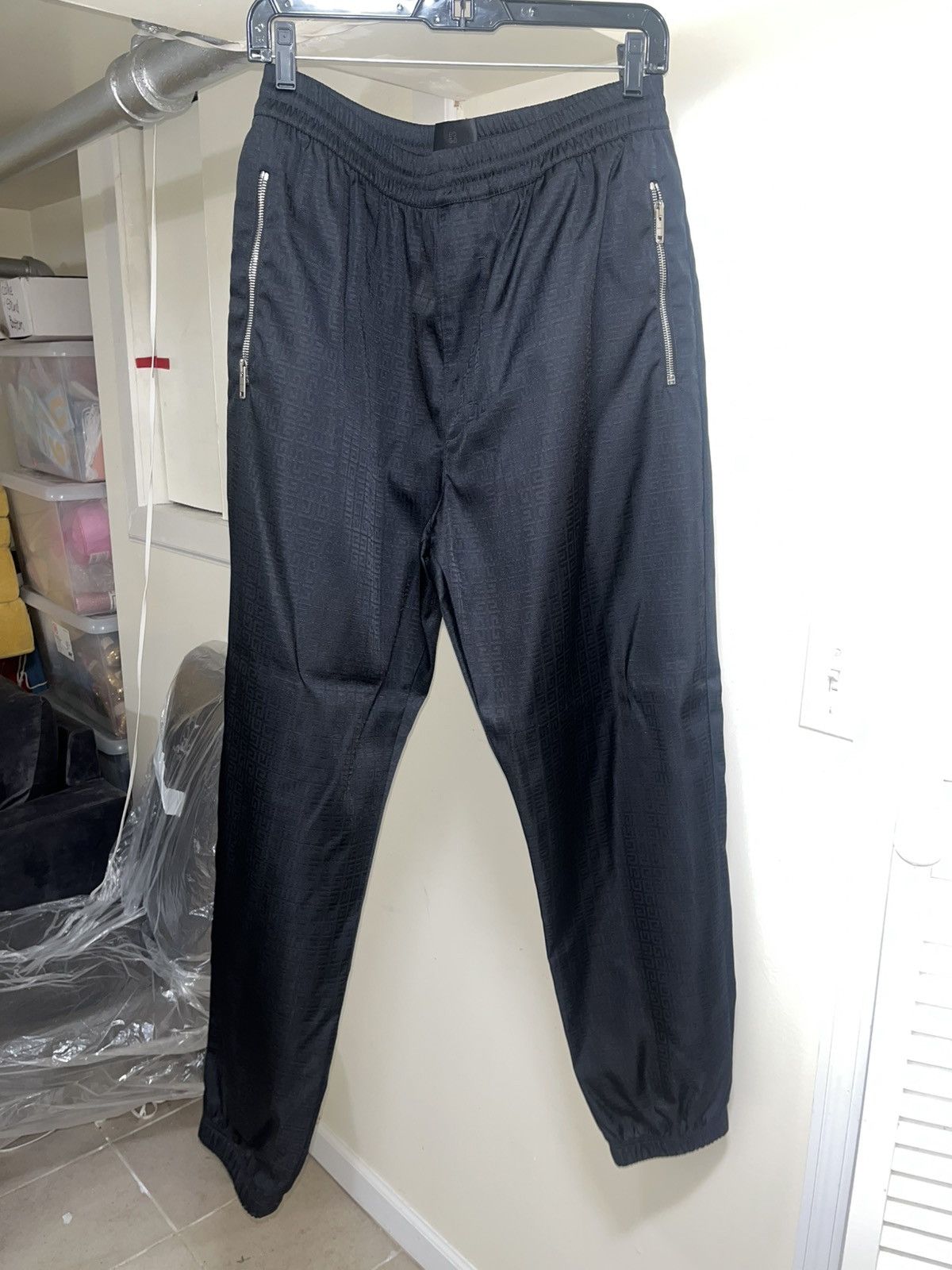 Givenchy Givenchy 4G Nylon Jacquard Jogger Pants Sz 50(34waist) Size US 34 / EU 50 - 2 Thumbnail