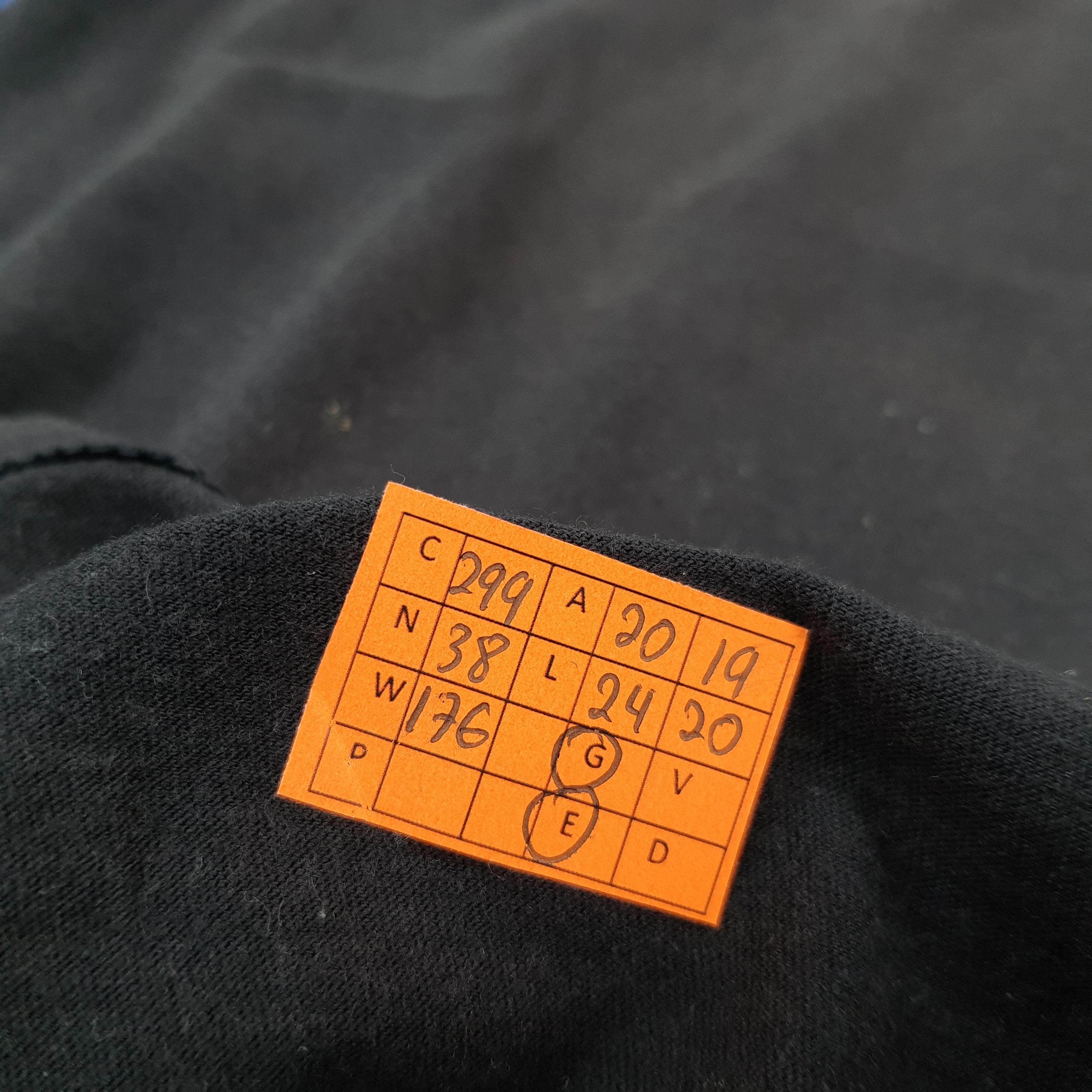 Comme des Garcons Vintage robe de Chambre Comme Des Garcons Tshirt C299N38 Size US M / EU 48-50 / 2 - 8 Thumbnail