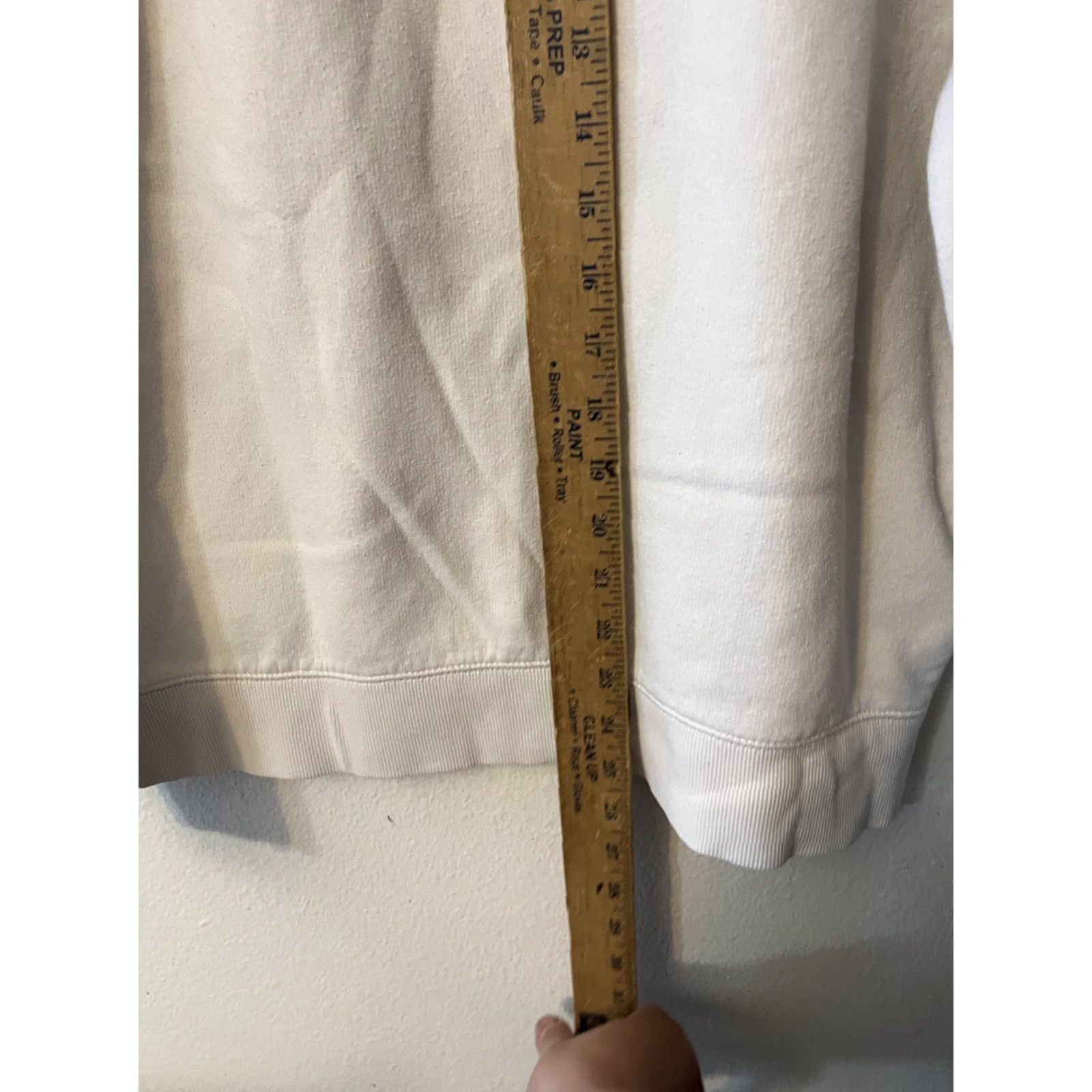 Calvin Klein Calvin Klein Sweatshirt Unisex Medium White Crew Neck Long Sleeve Graphic Print Logo Size US M / EU 48-50 / 2 - 4 Thumbnail