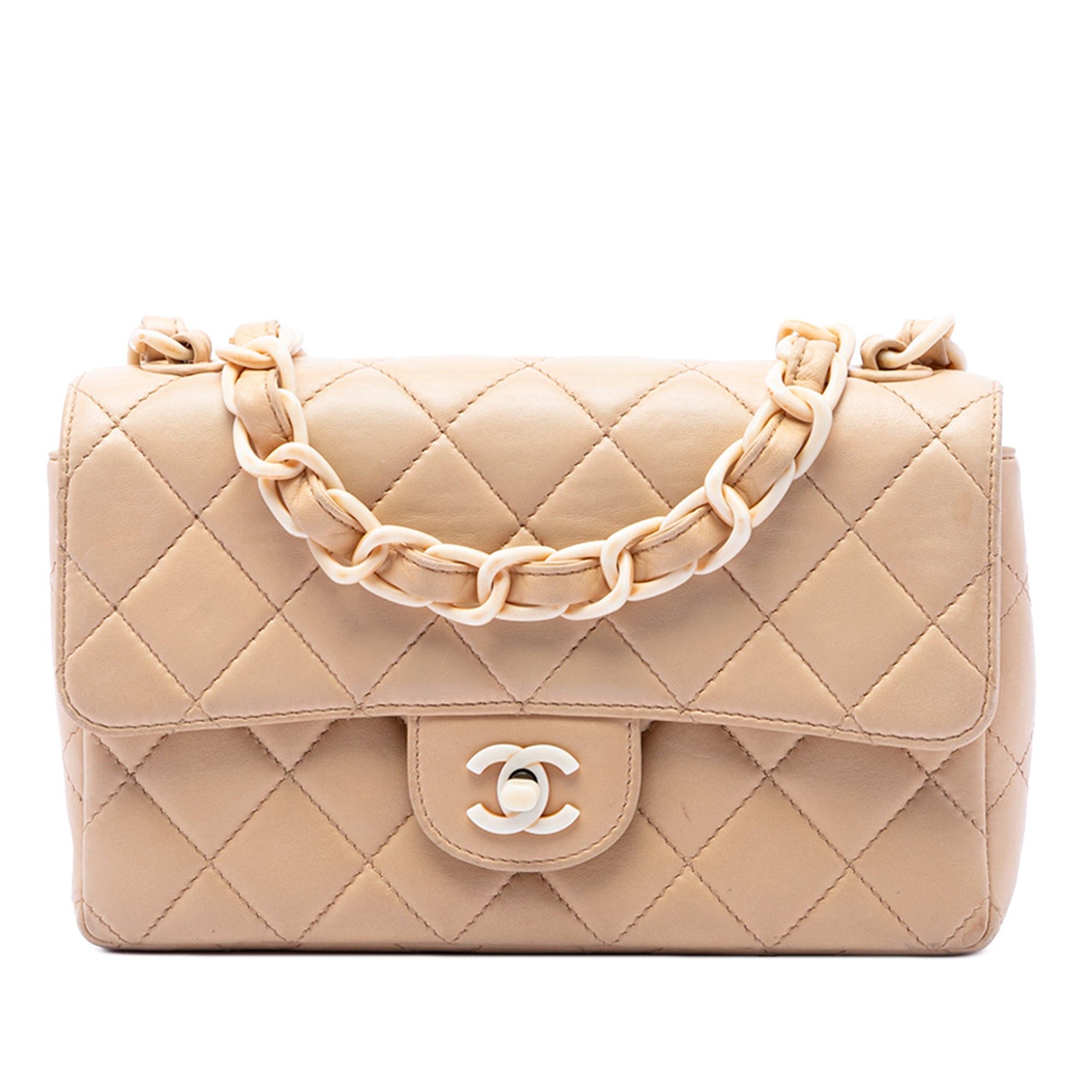 Chanel CC Quilted Lambskin Resin Chain Single Flap Size ONE SIZE - 1 Thumbnail