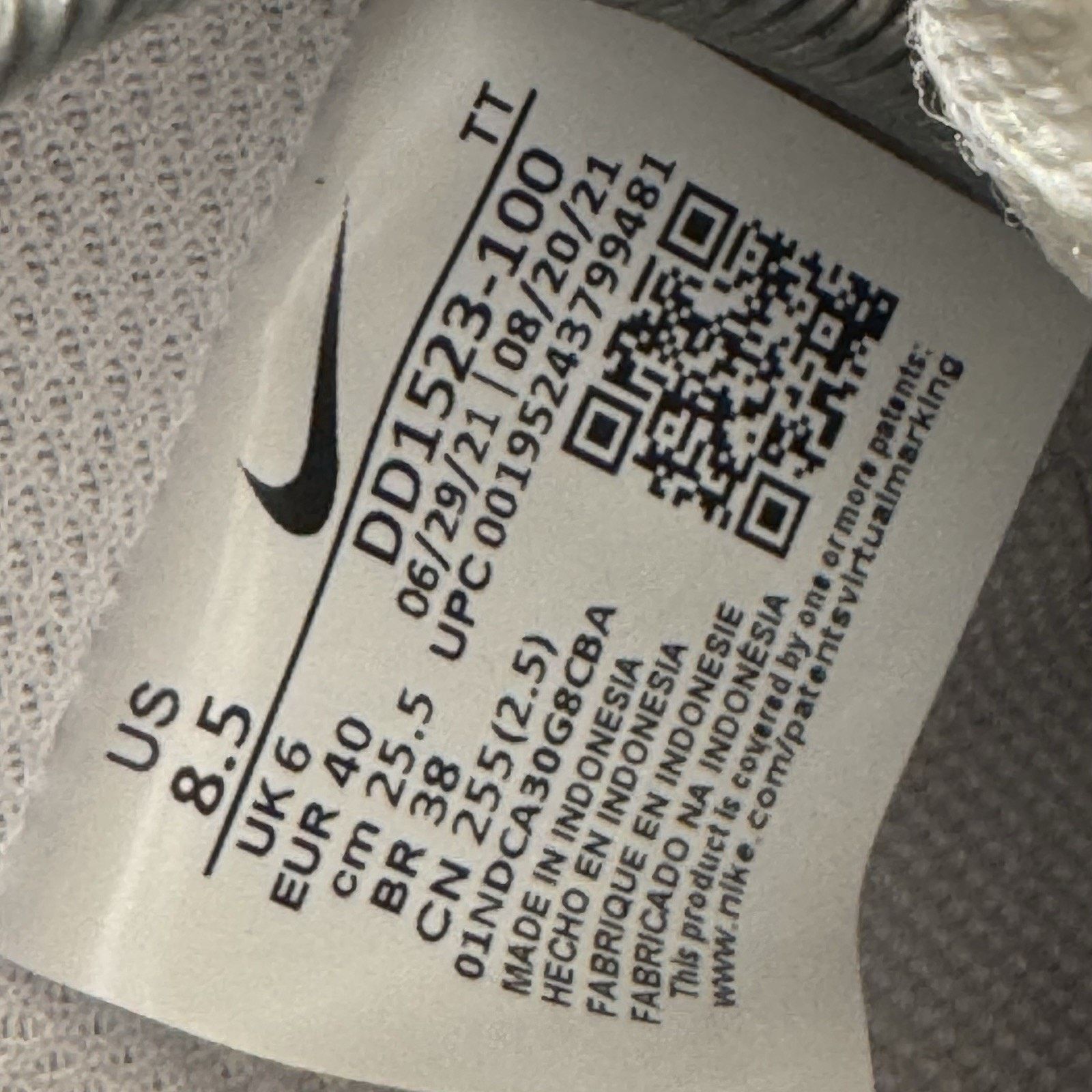 Nike Size 8.5 - Nike Air Force 1 '07 White Metallic Silver W Size US 8.5 / IT 38.5 - 6 Thumbnail