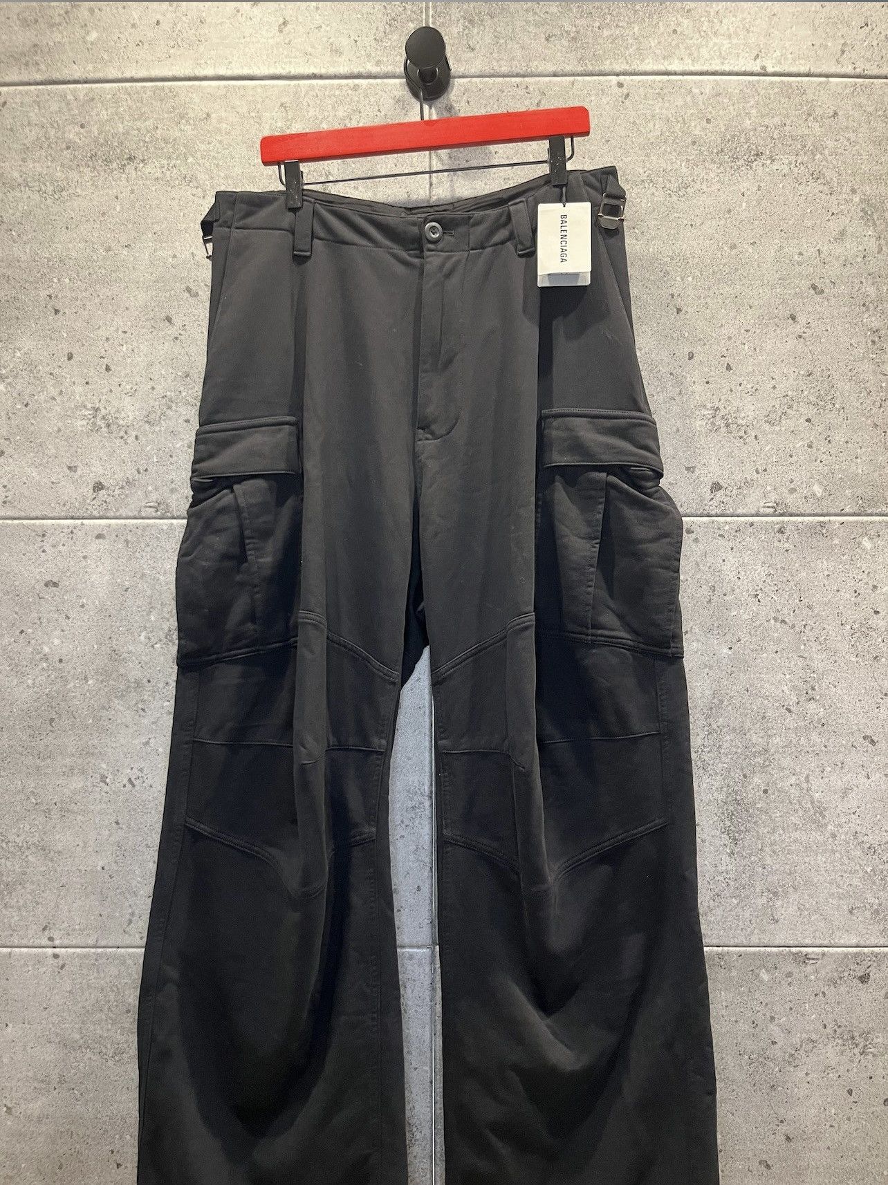 image of Balenciaga Winter 22 Kick Sweatpants - Xs in Black, Men's (Size 30)