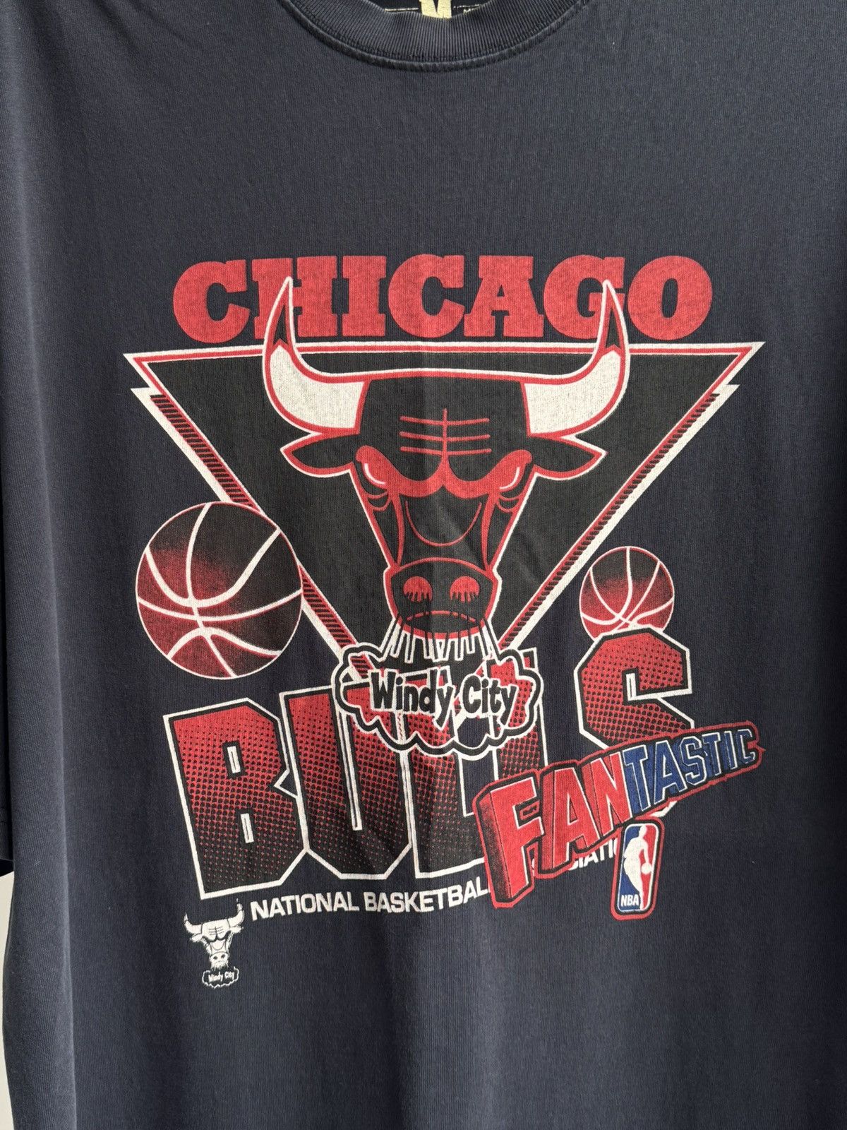 Mitchell & Ness VINTAGE CHICAGO BULLS MITCHELL & NESS NBA FANTASTIC TEE Size US XL / EU 56 / 4 - 2 Thumbnail