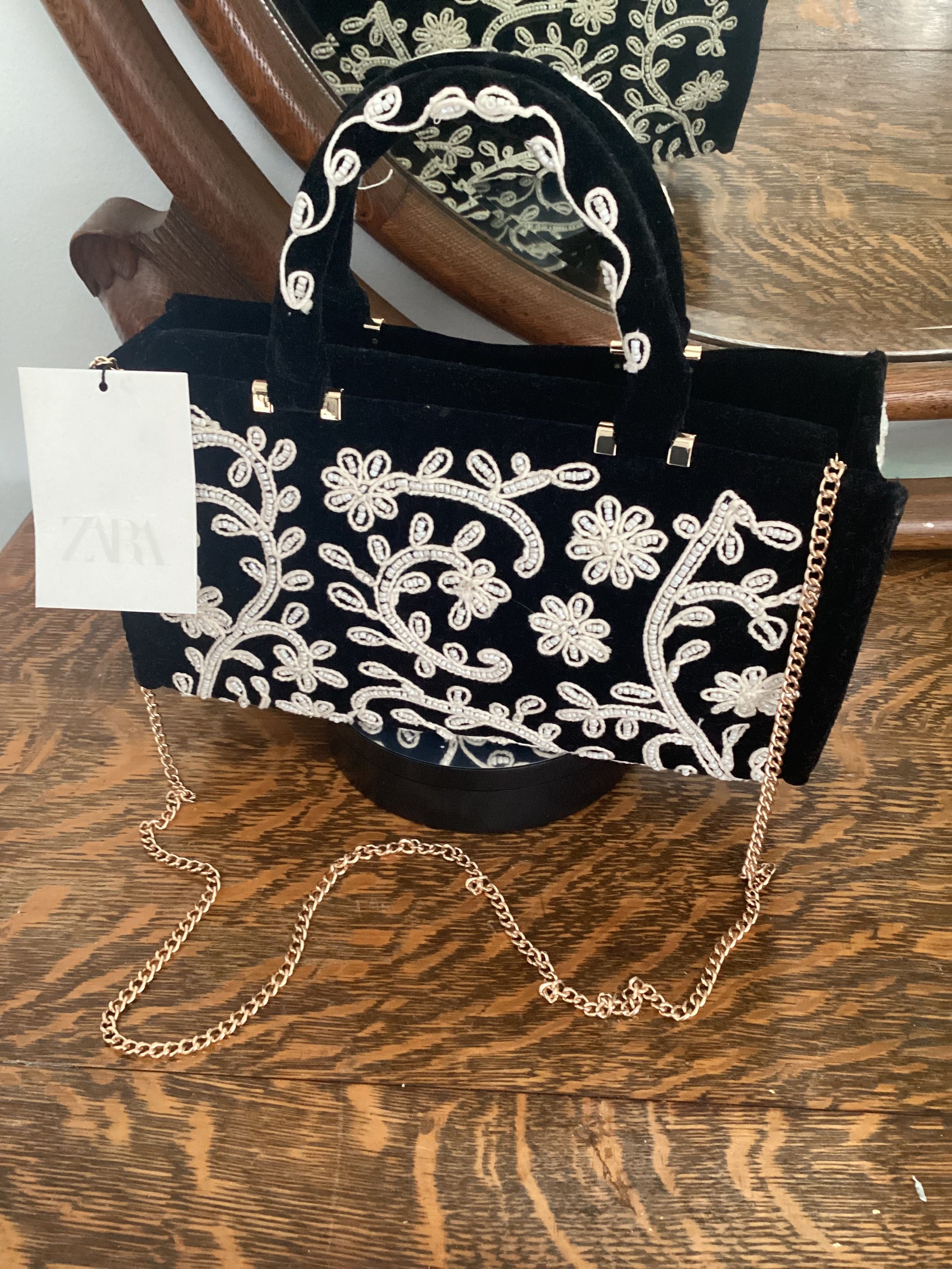 Zara Zara Embroidered City bag BNWT Black Size ONE SIZE - 1 Thumbnail