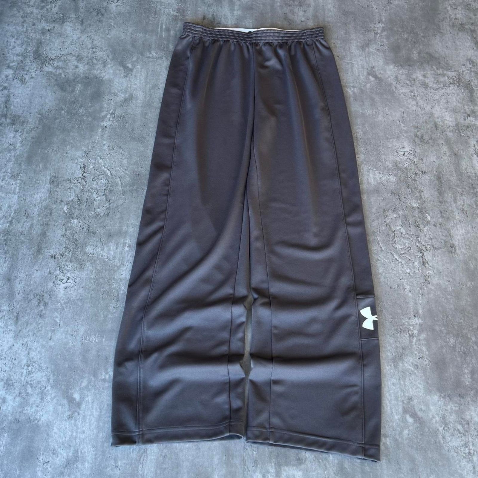 Under Armour × Vintage Vintage Y2K Under Armour Grey & White Baggy Sweatpants Size 33" - 1 Thumbnail