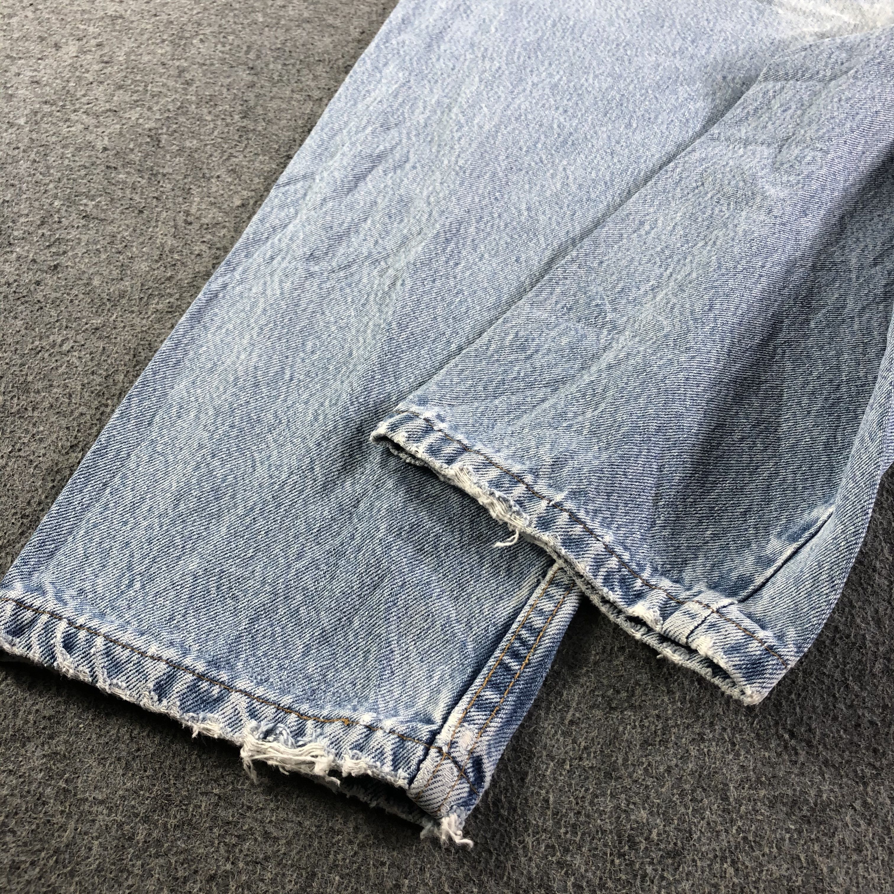 Levi's Vintage Light Wash Levis 560 Jeans-J3528 Size US 33 - 6 Thumbnail