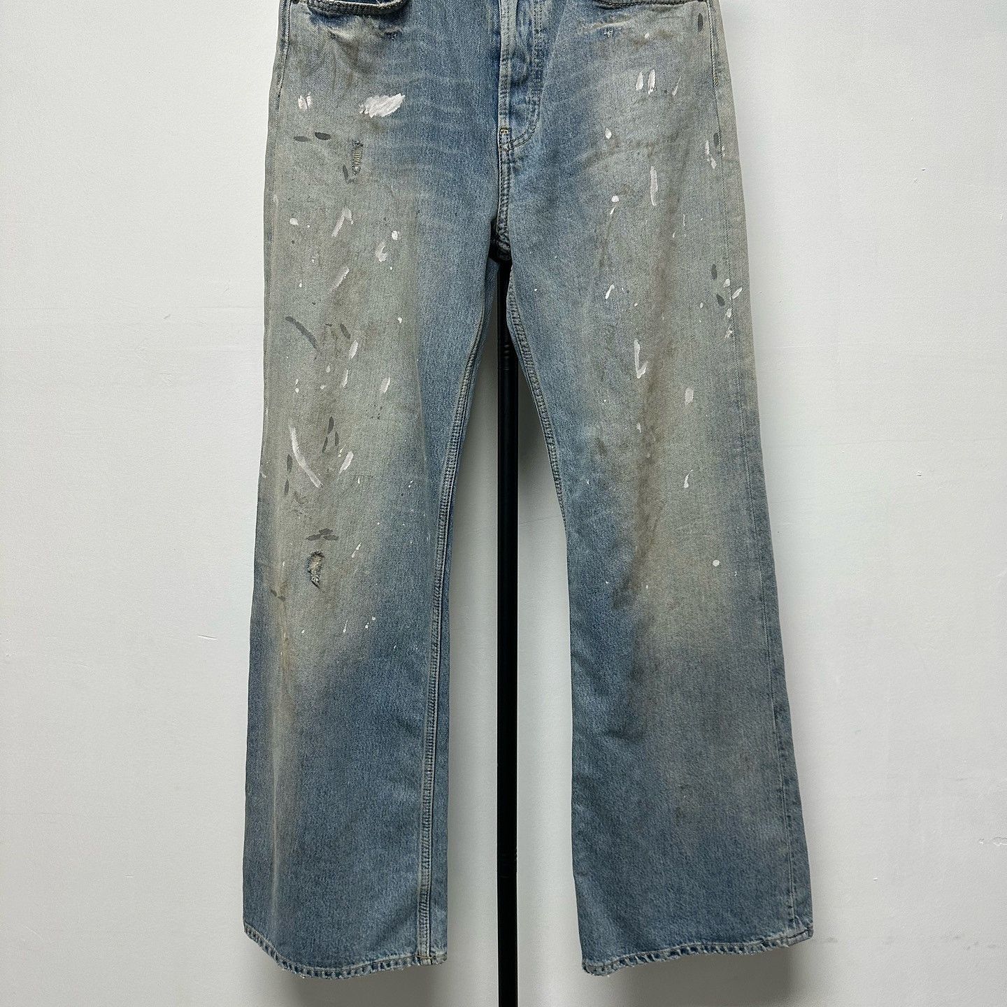 Acne Studios Acne Studios Trafalgar Paint Splatter Jeans 28 Size 28" / US 6 / IT 42 - 1 Thumbnail