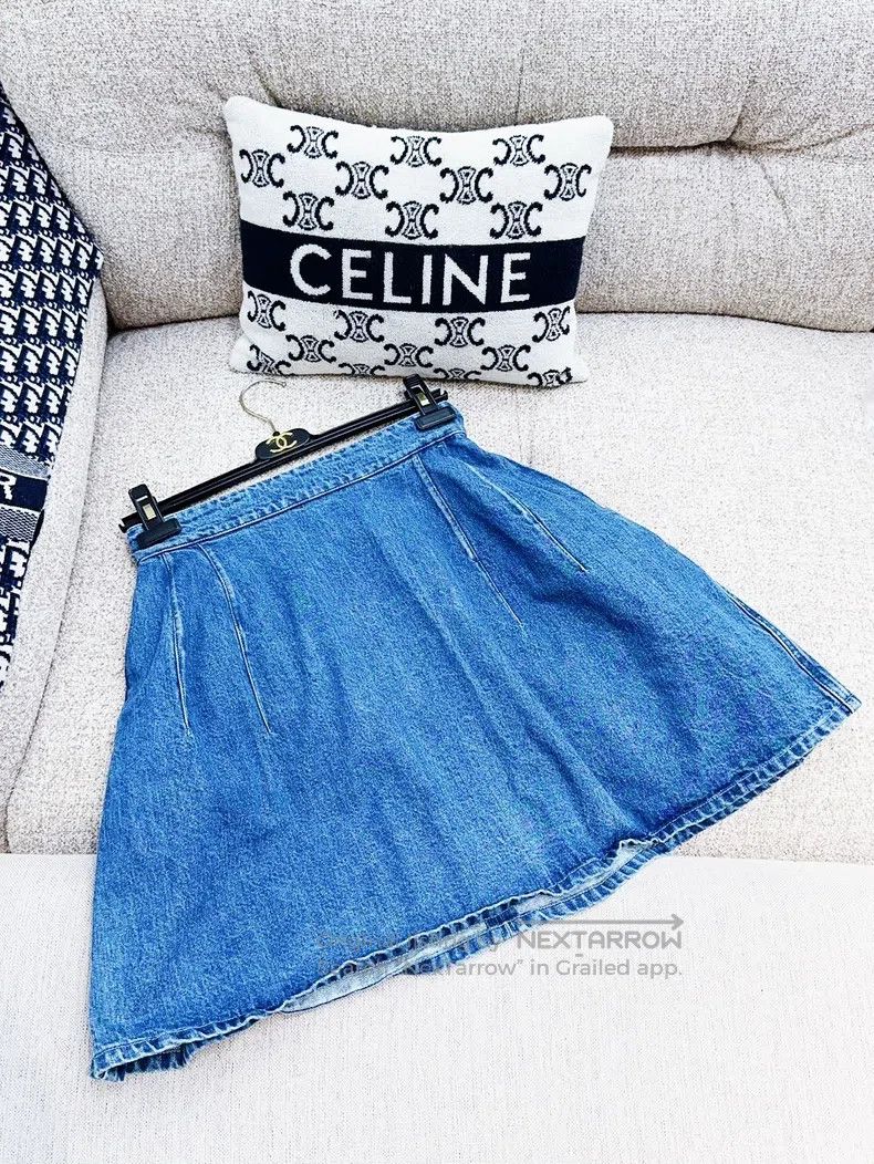Chanel Chanel Blue denim skirt Size 25" / US 0 / IT 36 - 2 Thumbnail