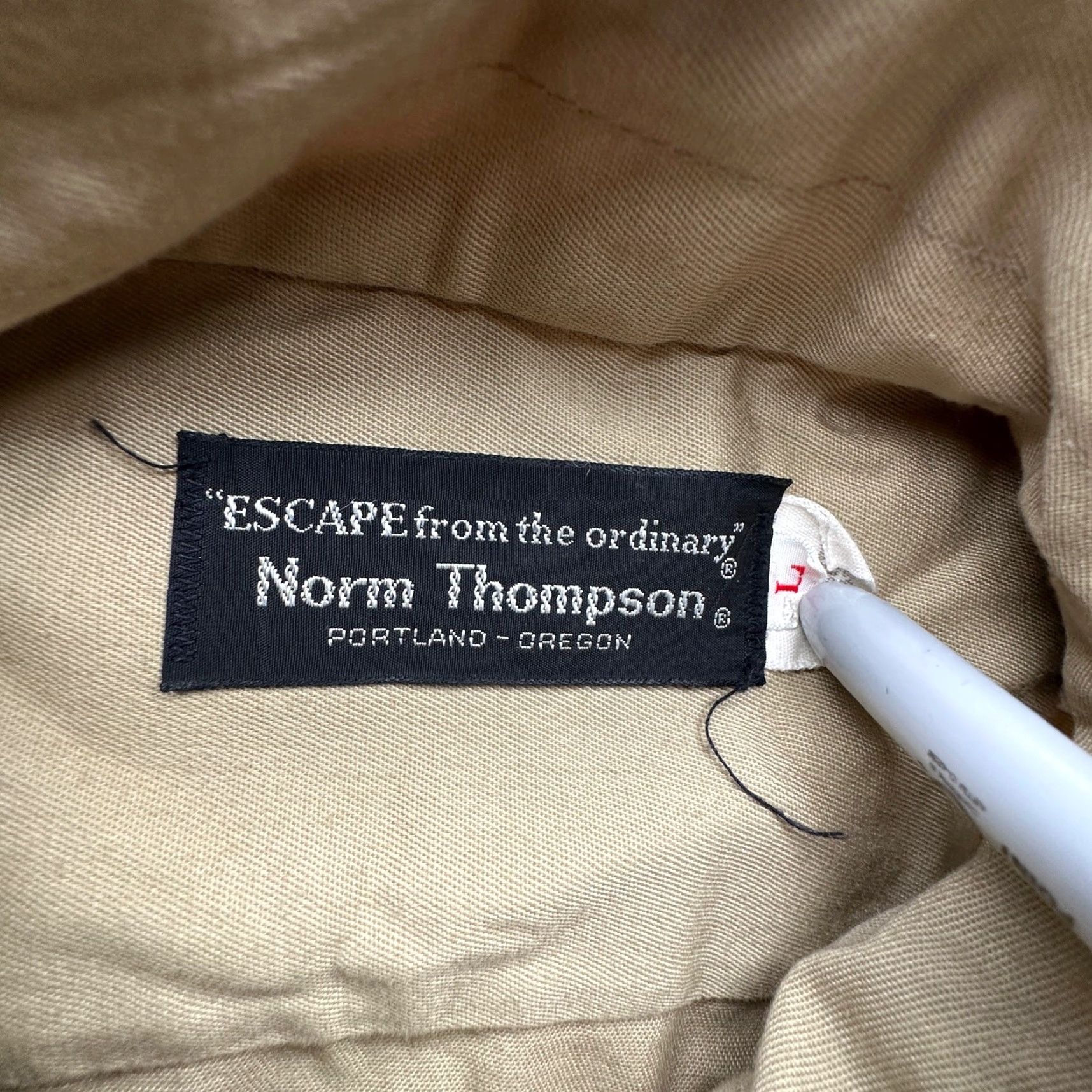 Jim Thompson VINTAGE Norm Thompson Twill Safari Button Up Shirt Men Large Brown Khaki Size US L / EU 52-54 / 3 - 3 Thumbnail