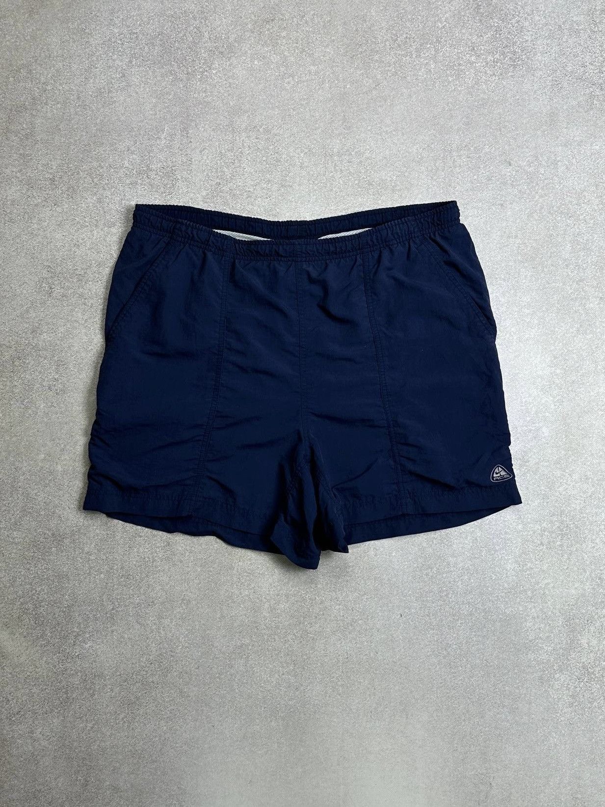 Nike ACG Vintage Nike ACG Nylon Hiking Gorp Shorts Rare M Size US 32 / EU 48 - 1 Thumbnail