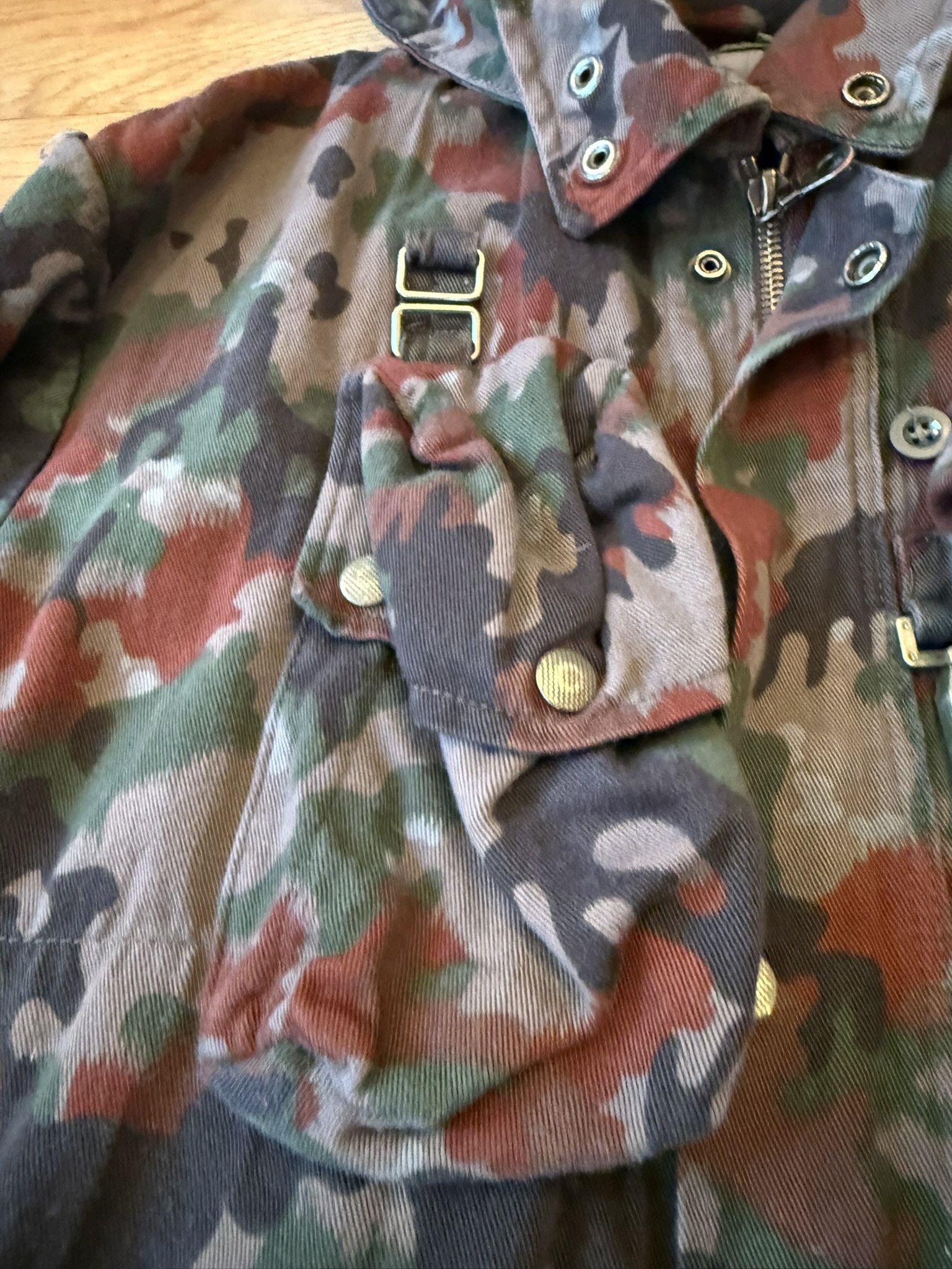Vintage Vintage Swiss Army M61/70 Field Jacket Alpenflage Size US L / EU 52-54 / 3 - 3 Thumbnail